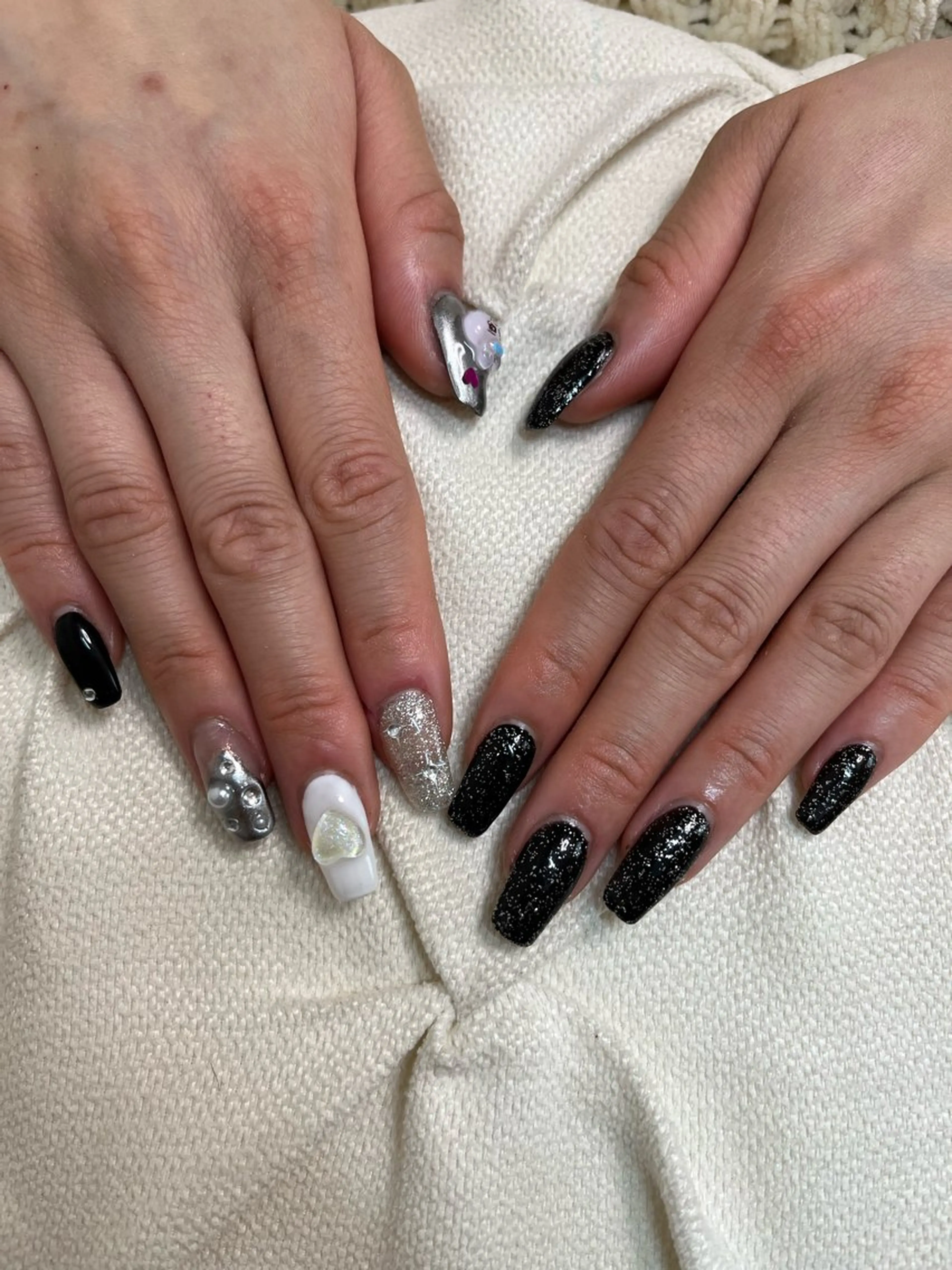 ネイル ハンドネイル nail.salon .Reversalのネイルデザイン