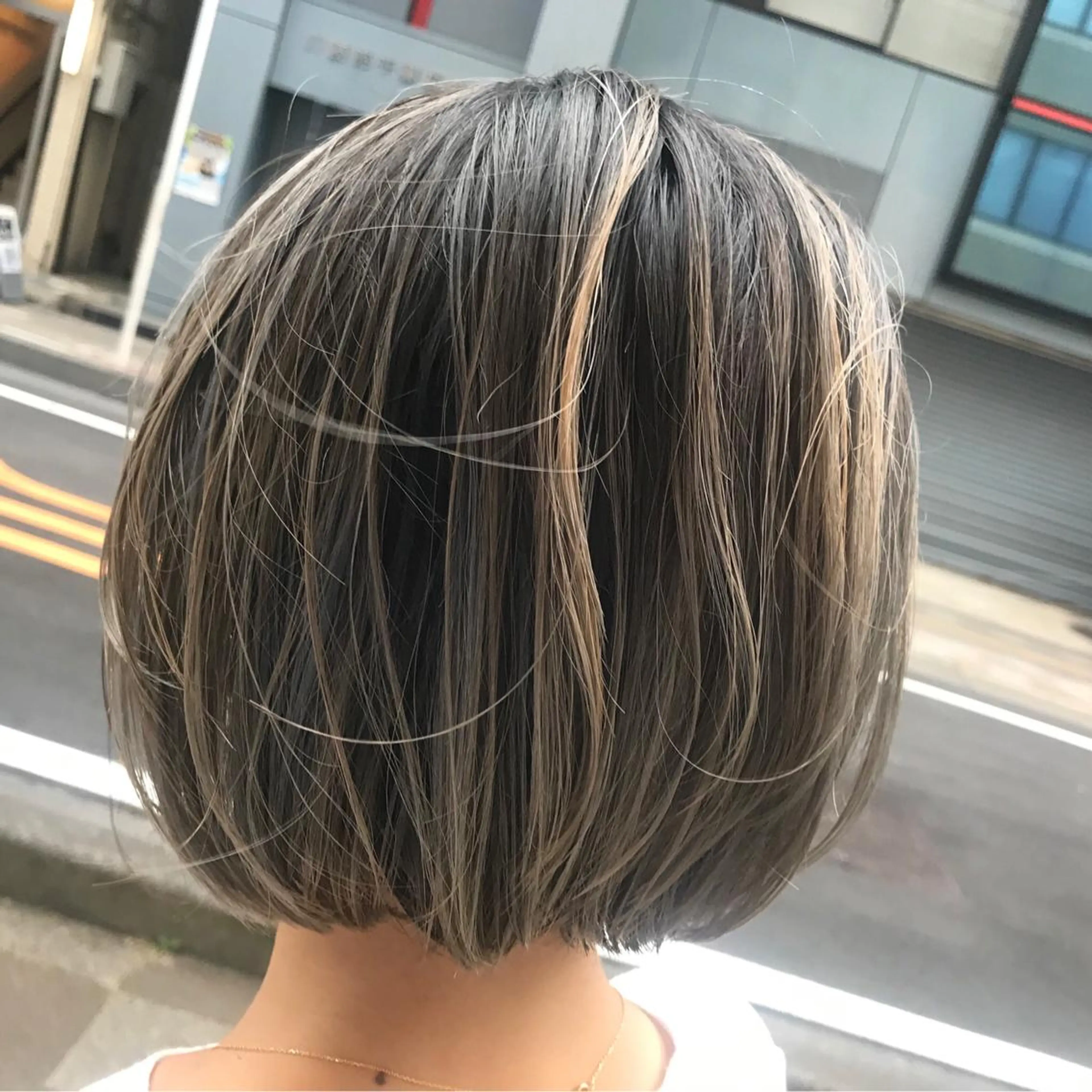 ミディアム カット ヘアカラー ショートスタイル /tomo.のヘアスタイル