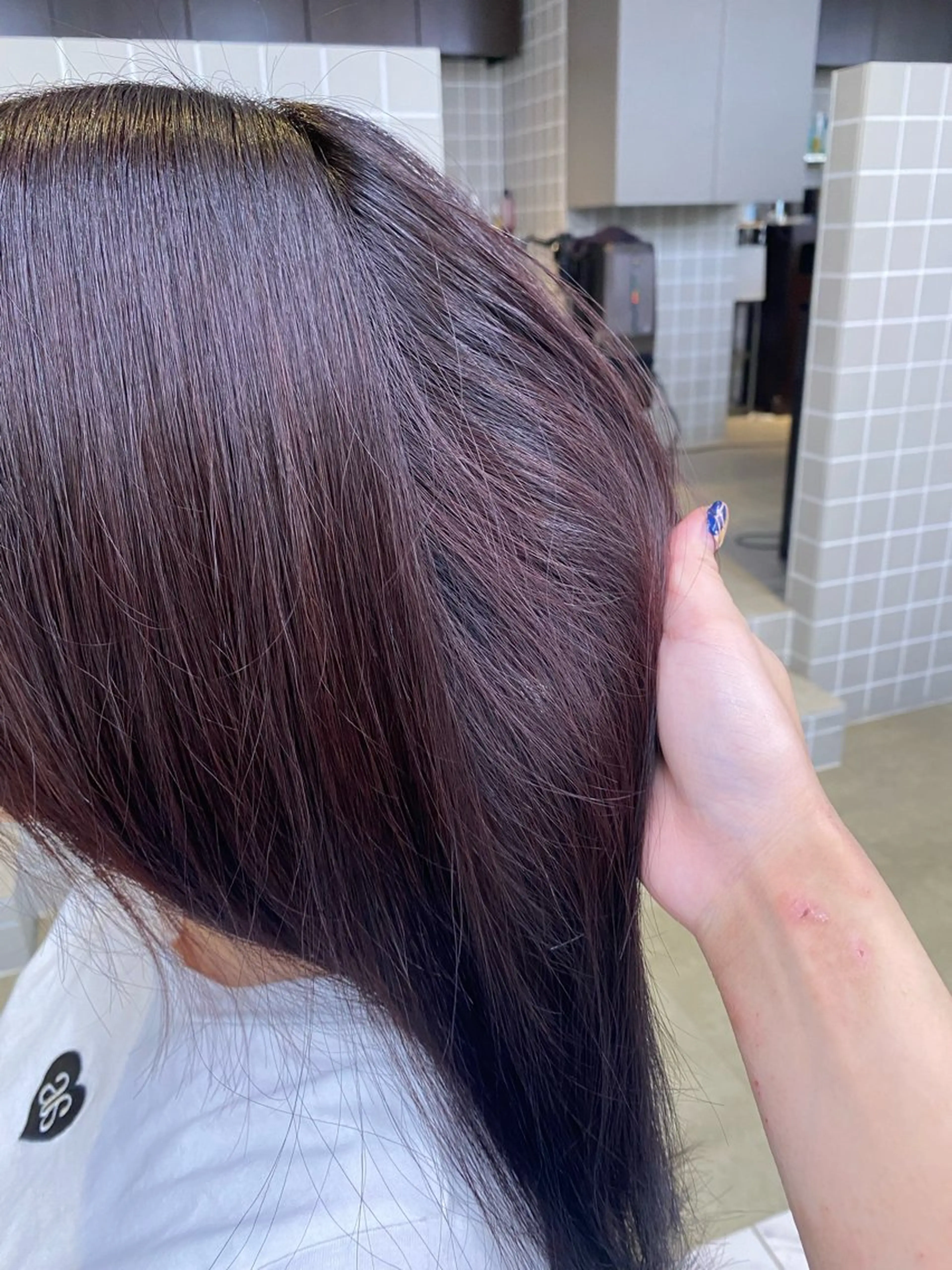 セミロング カラー ヘアアレンジ ブリーチ ブリーチなしカラー レッドカラー TRU Shino🦋のマツエク・マツパデザイン