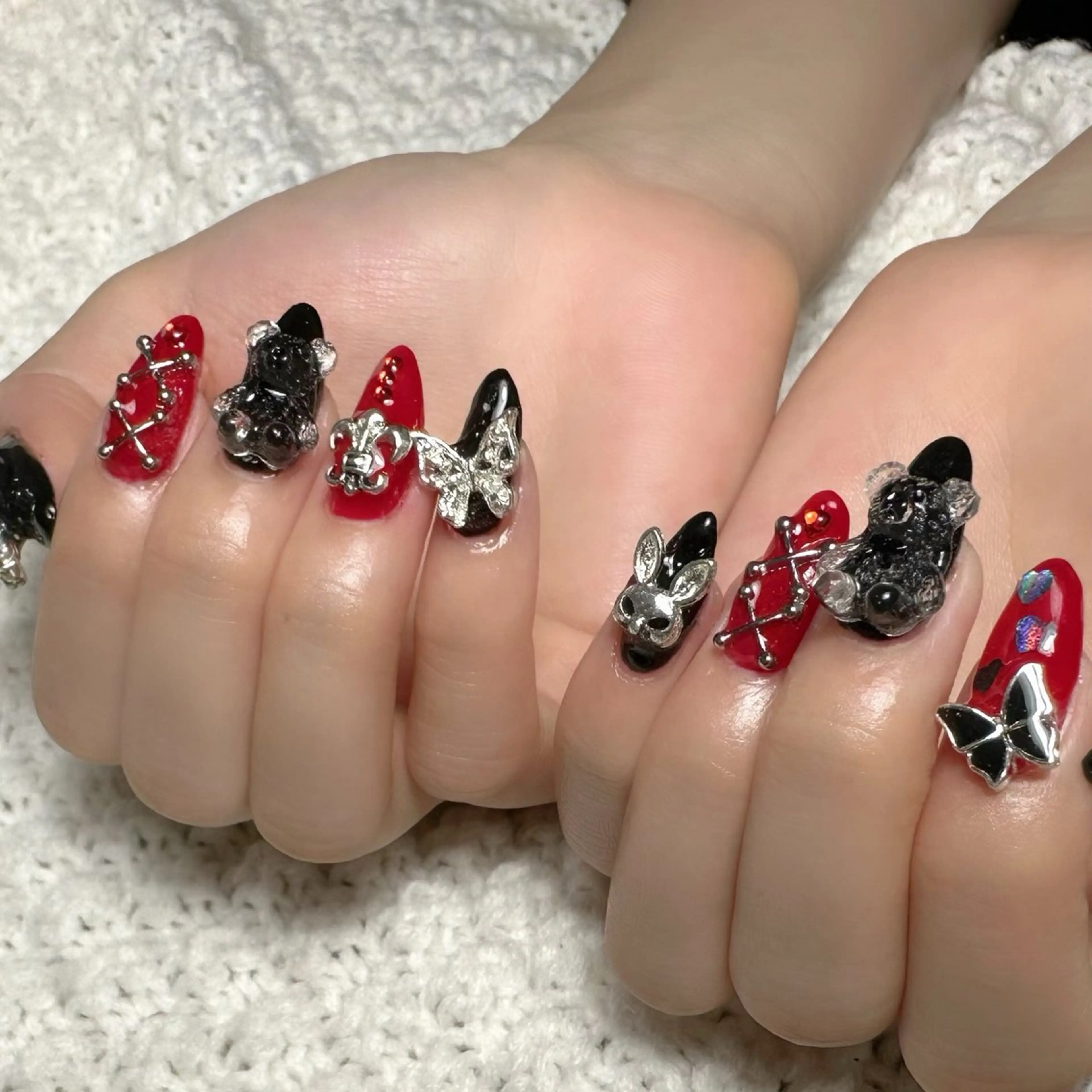 ネイル 新山 聖のネイルデザイン