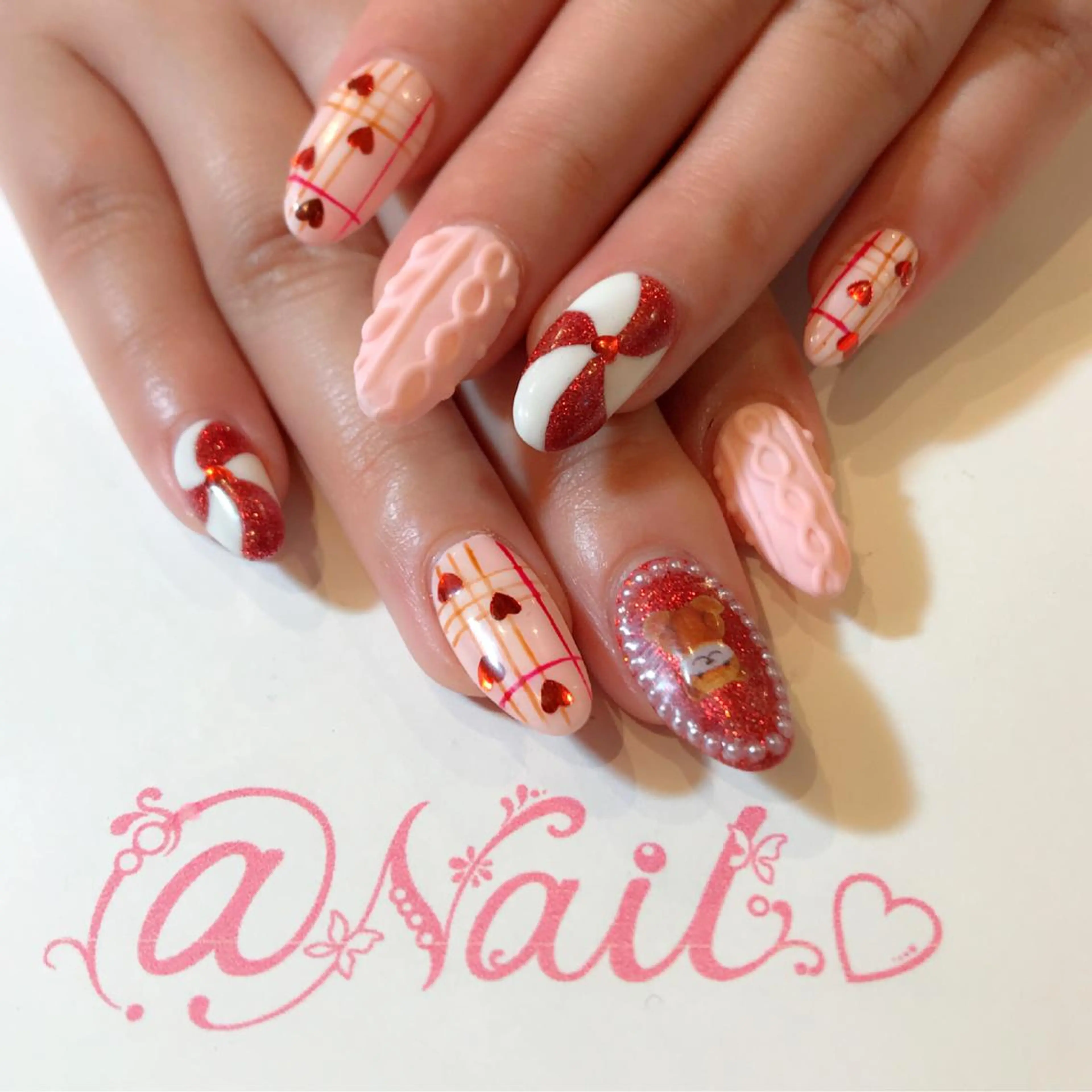 ネイル アートネイル フットネイル ジェルネイル 持ち込み スカルプネイル 小尾 栞のネイルデザイン