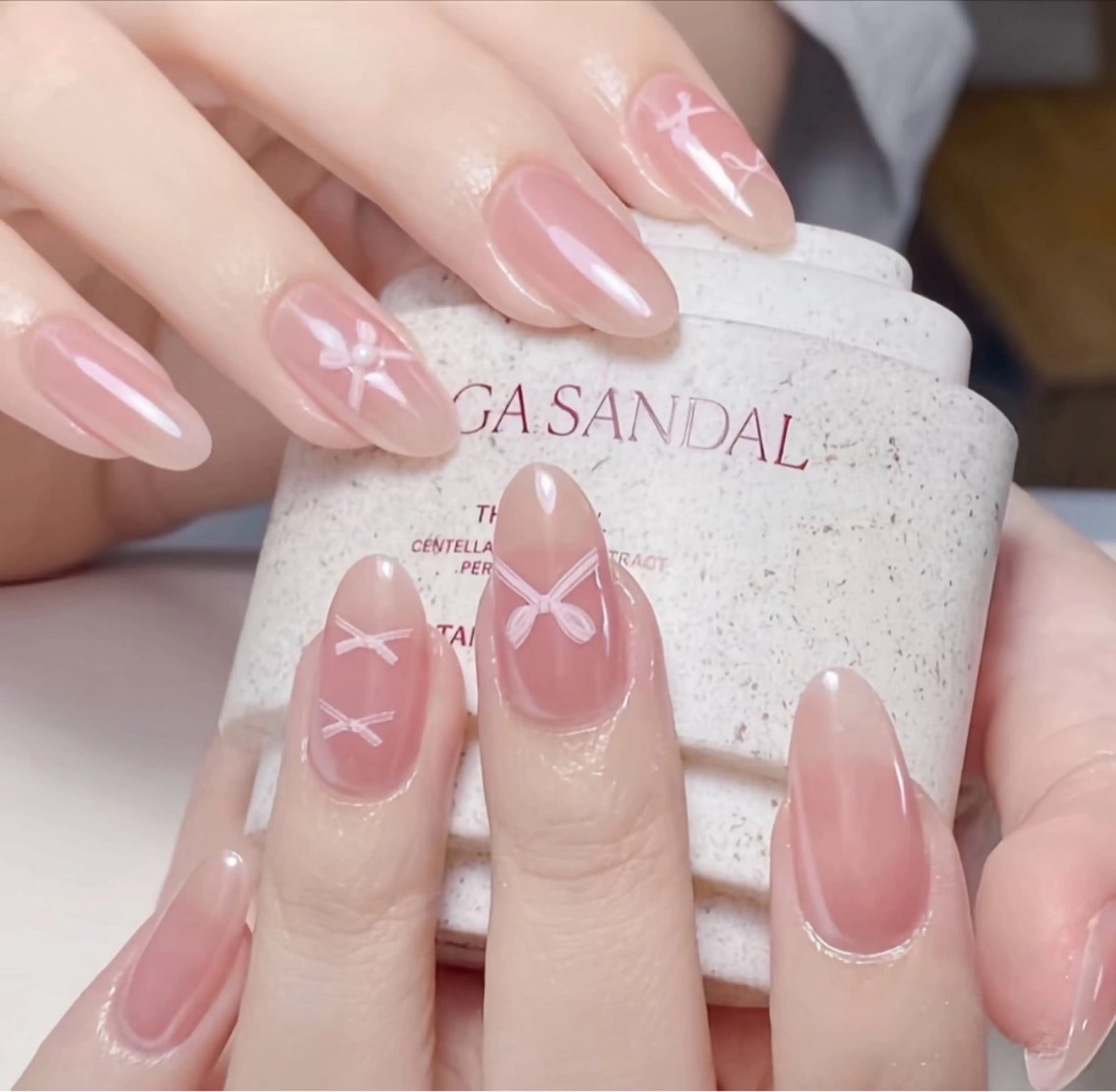 ネイル ハンドネイル ハンドケア モナ& あきのネイルデザイン