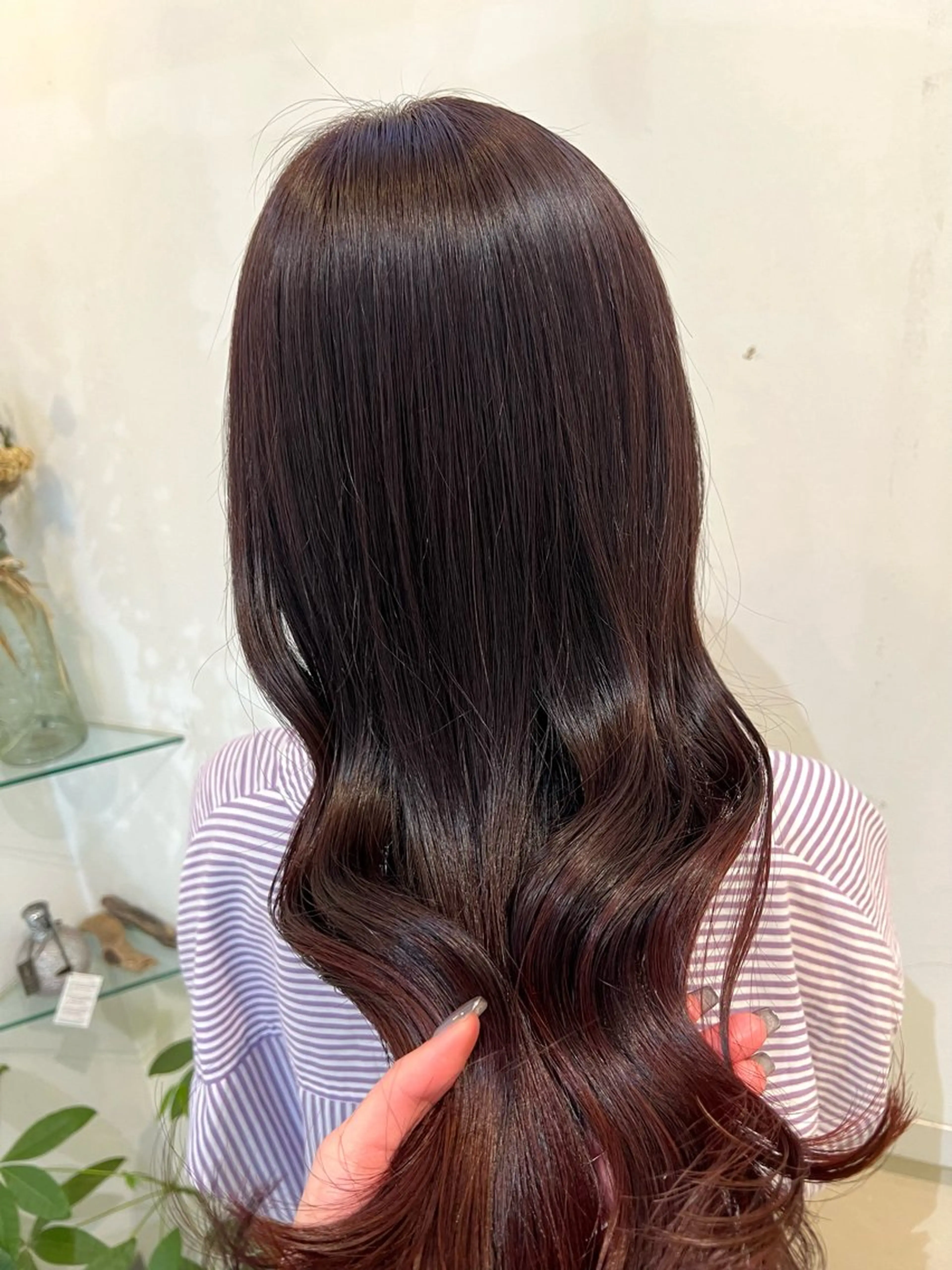 ロング カラー ボルドーカラー カット ヘアカラー トリートメント ブリーチしない暖色 カラー🥀杉 優菜のヘアスタイル