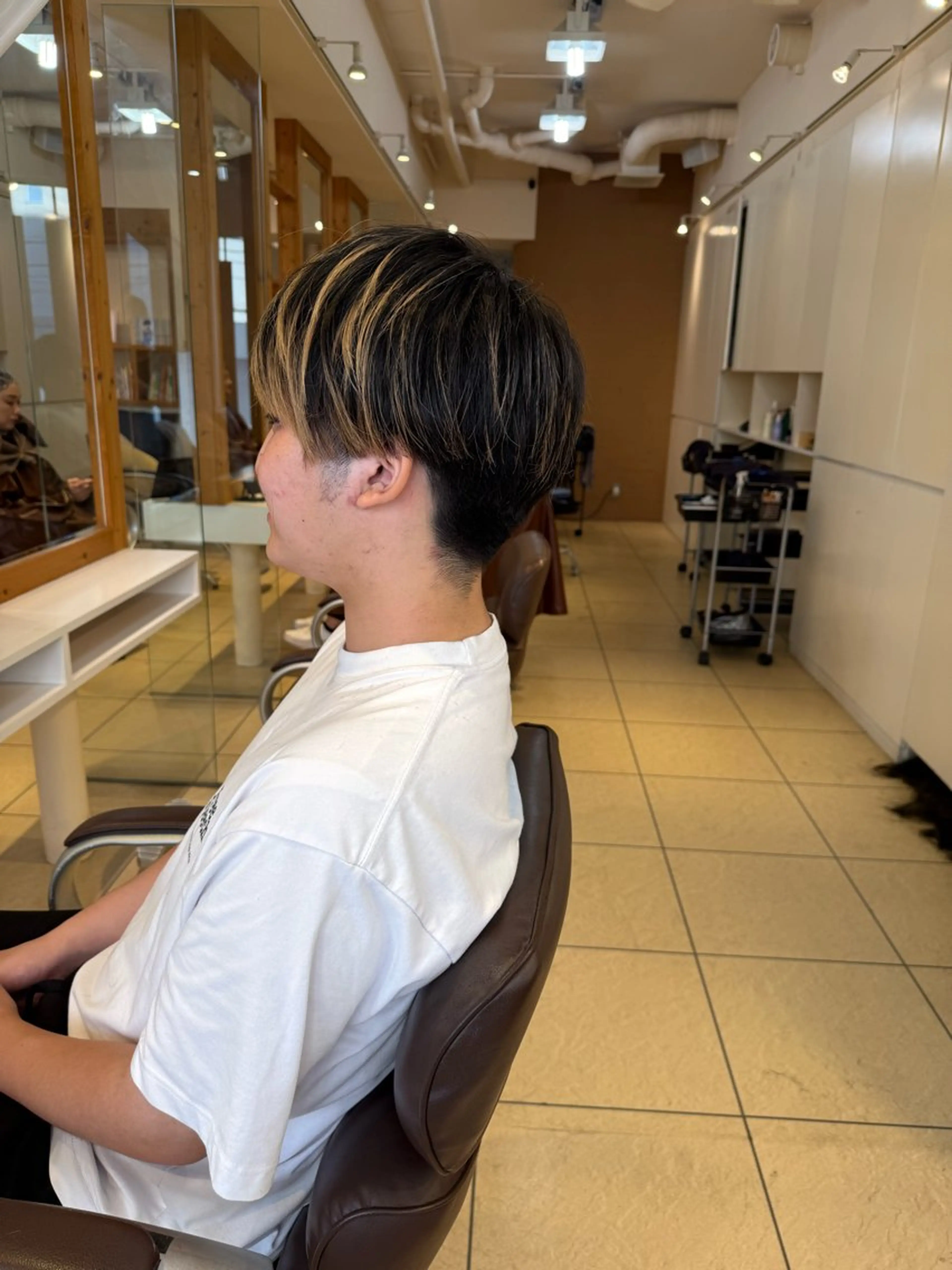メンズ マッシュ 青山 光のヘアスタイル