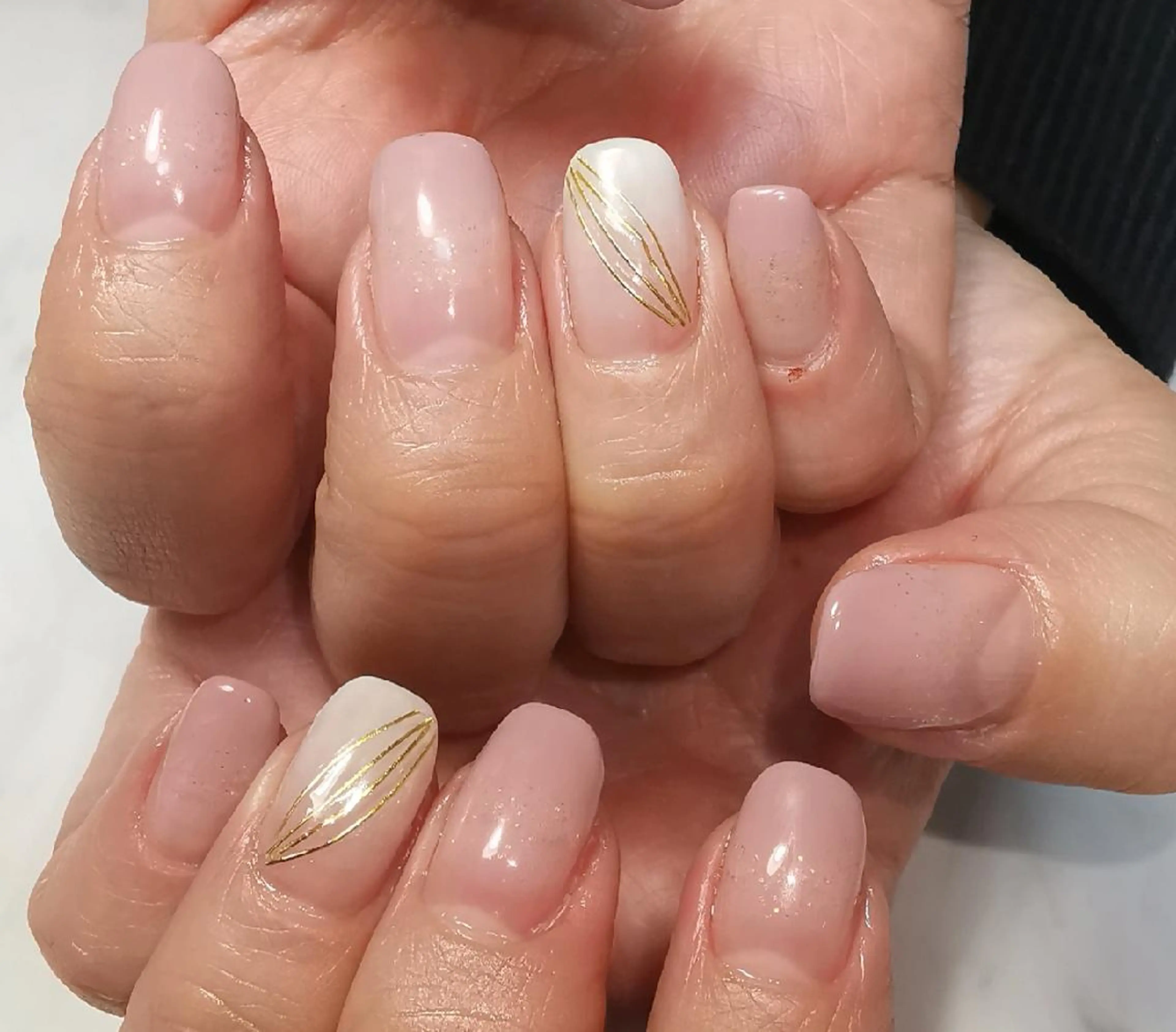 ネイル グラデーション ハンドネイル reve あやののネイルデザイン