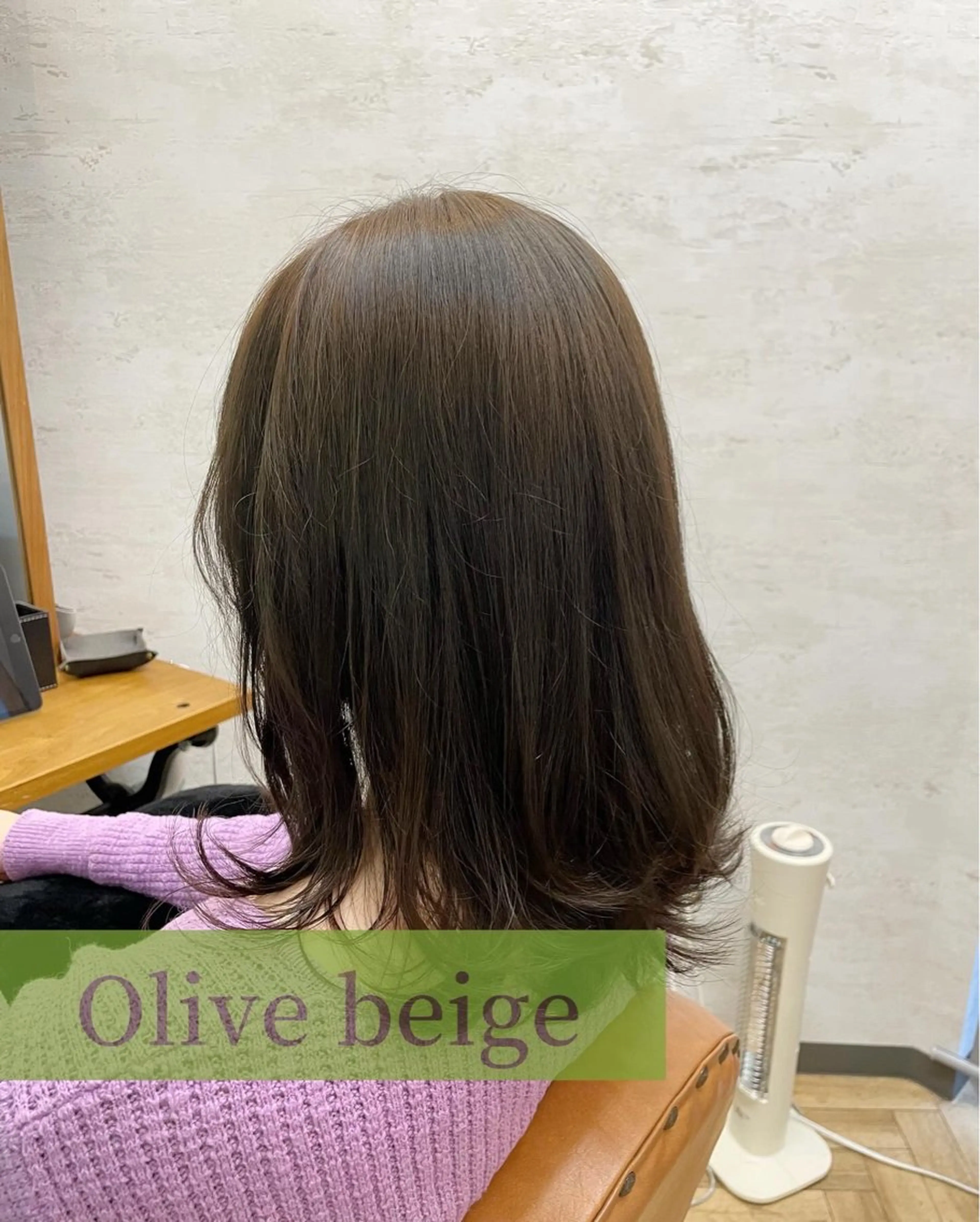 セミロング カラー カット ヘアカラー 高橋 芽衣のヘアスタイル