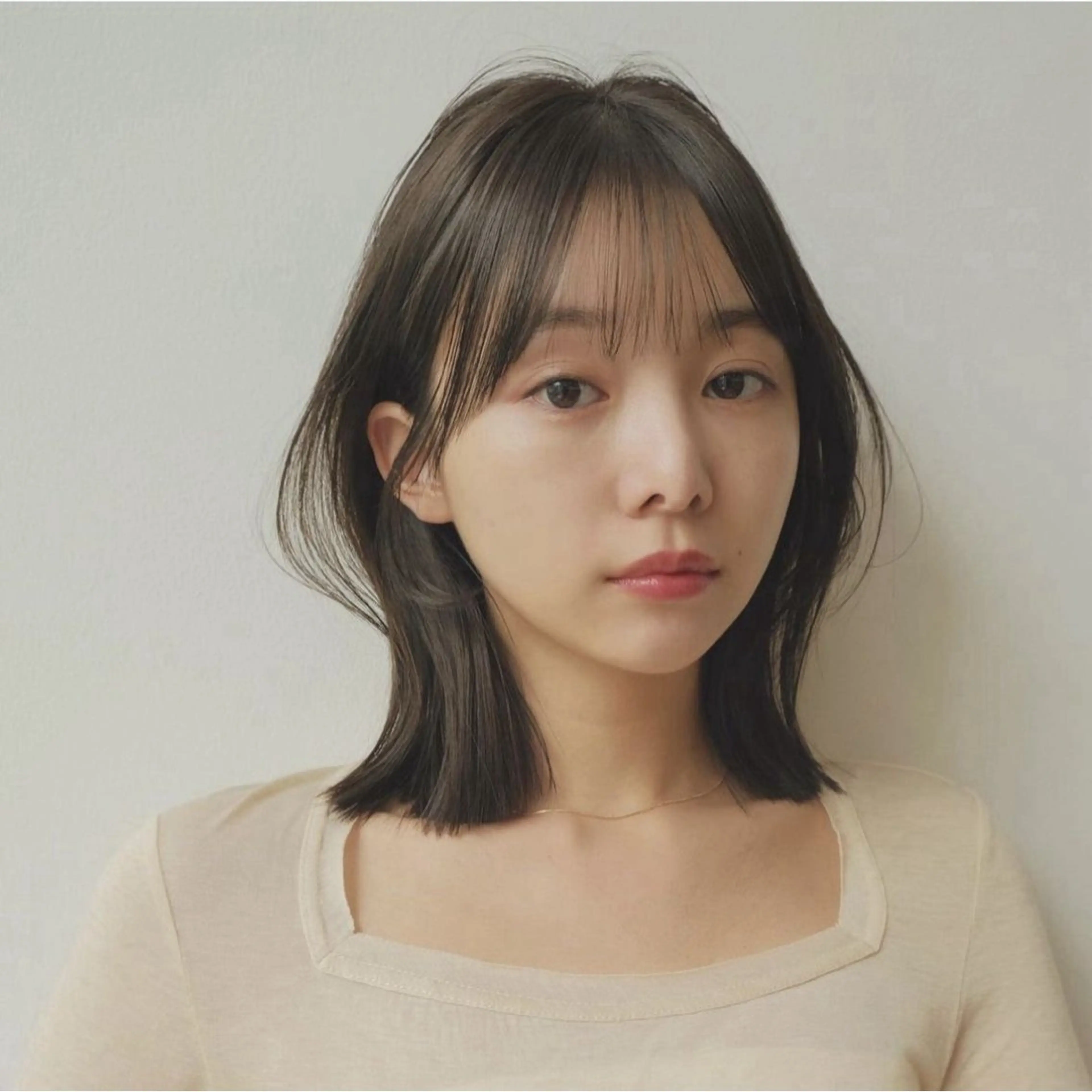 ミディアム カット無料内田 海香のヘアスタイル