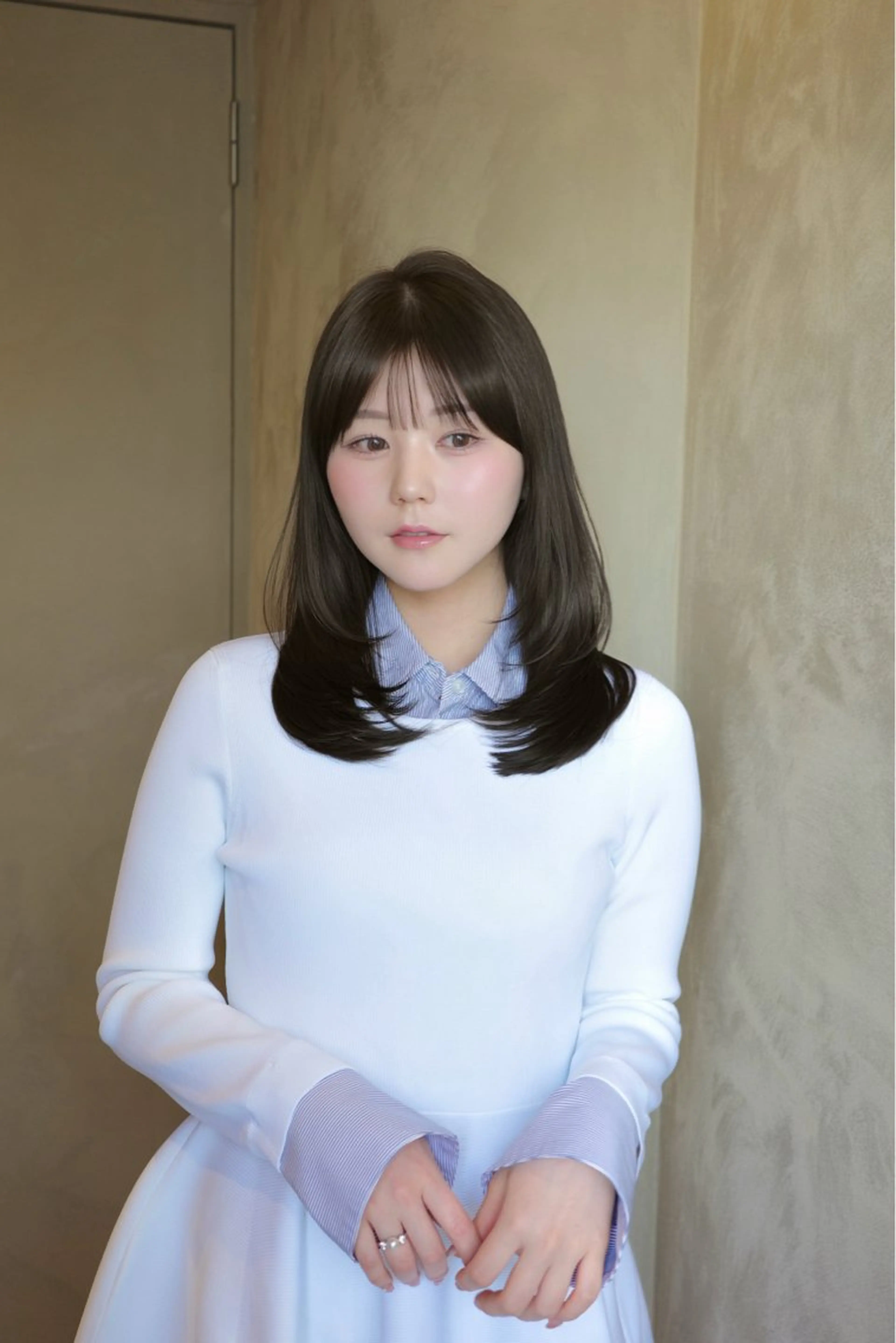 セミロング レイヤーカット 似合わせカット 美顔形成｜レイヤー ｜青山のヘアスタイル