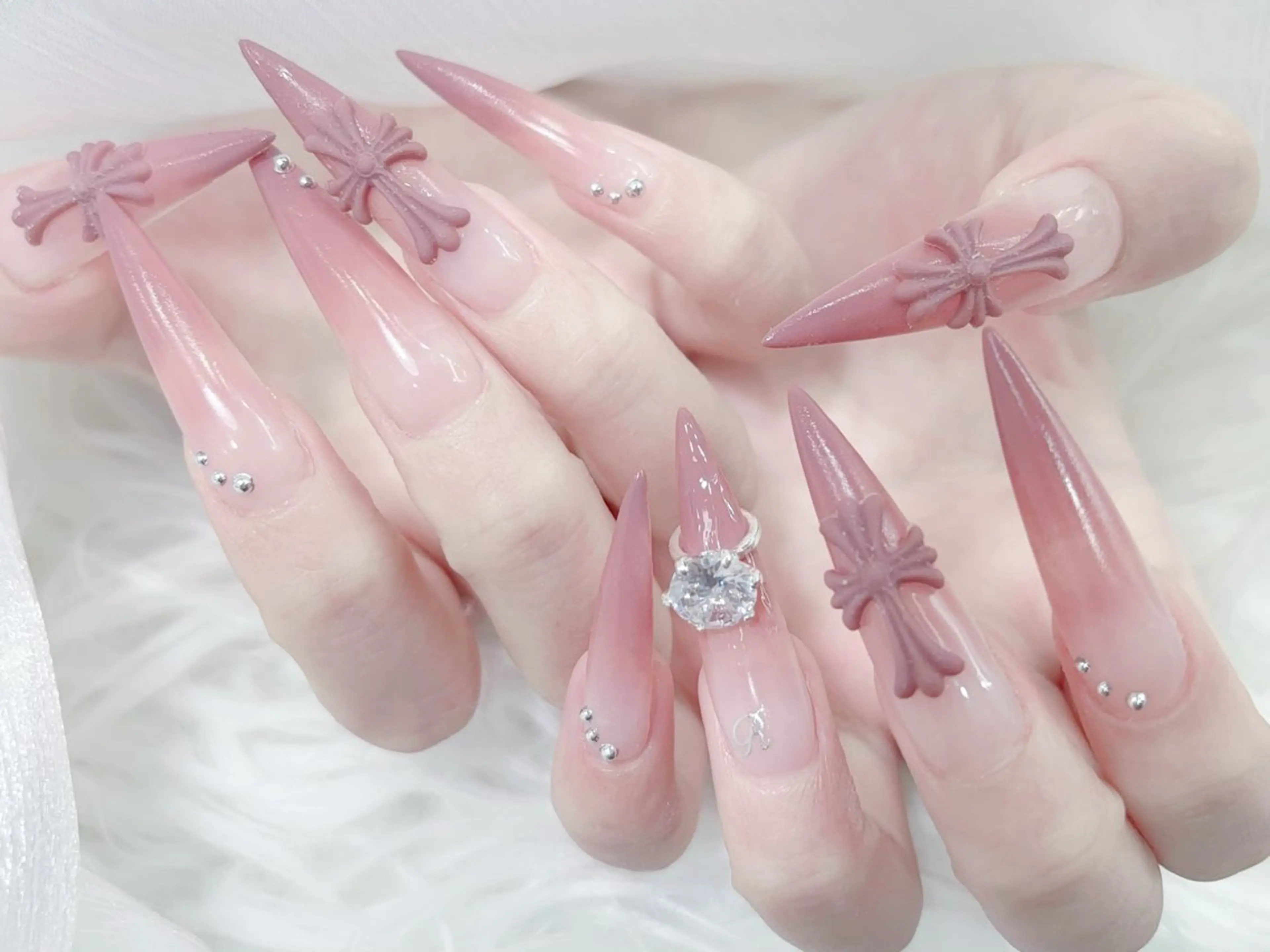 ネイル 成人式 マグネットネイル 大理石ネイル(マーブル) リボン 夏ネイル ハンドネイル MoMoA Nail ネイル長さ出し専門店のネイルデザイン