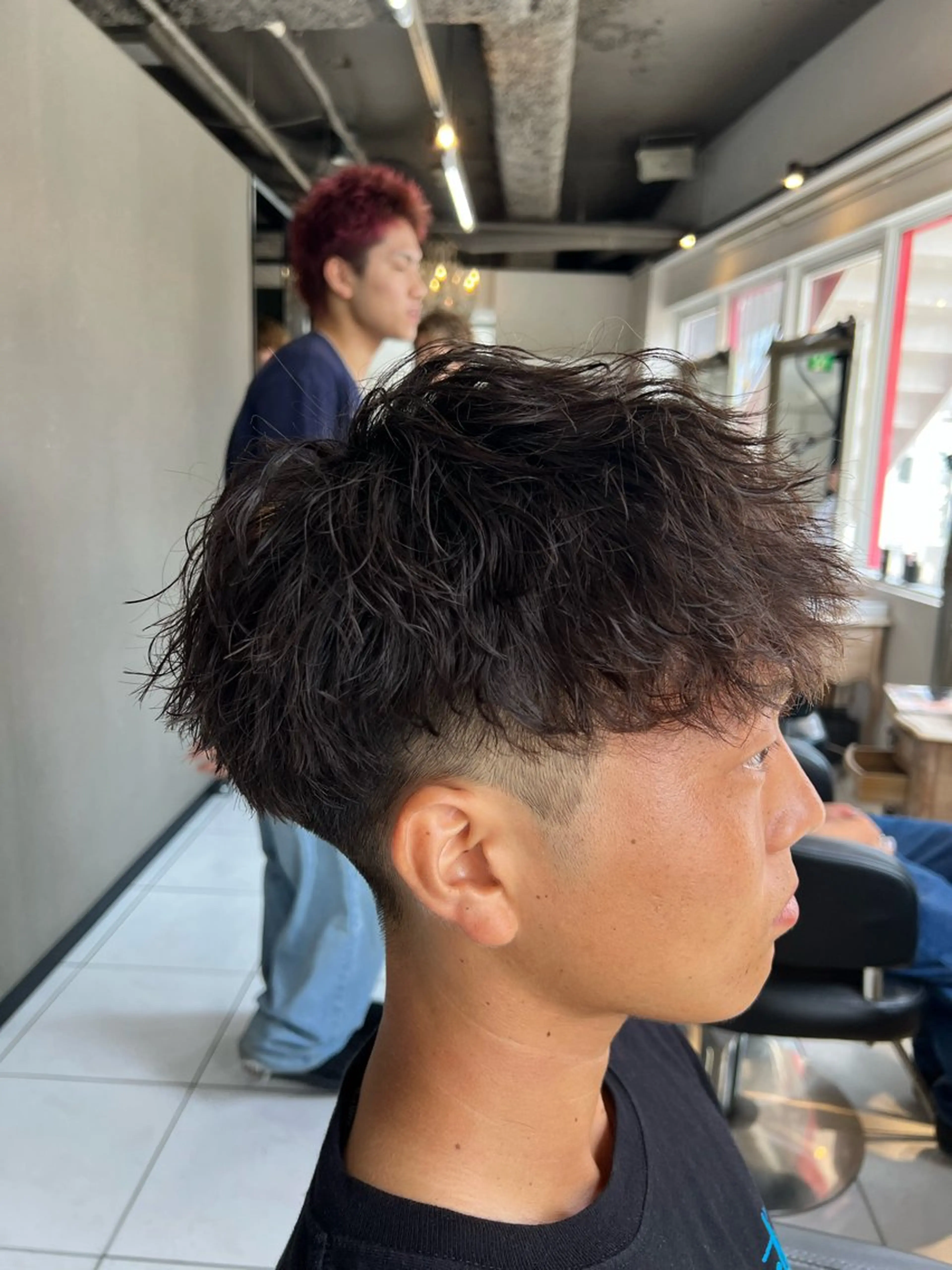 パーマ メンズ センターパート フェードカット カルマパーマ マッシュ メンズパーマ パーマ特化美容師 茂木広幸のヘアスタイル