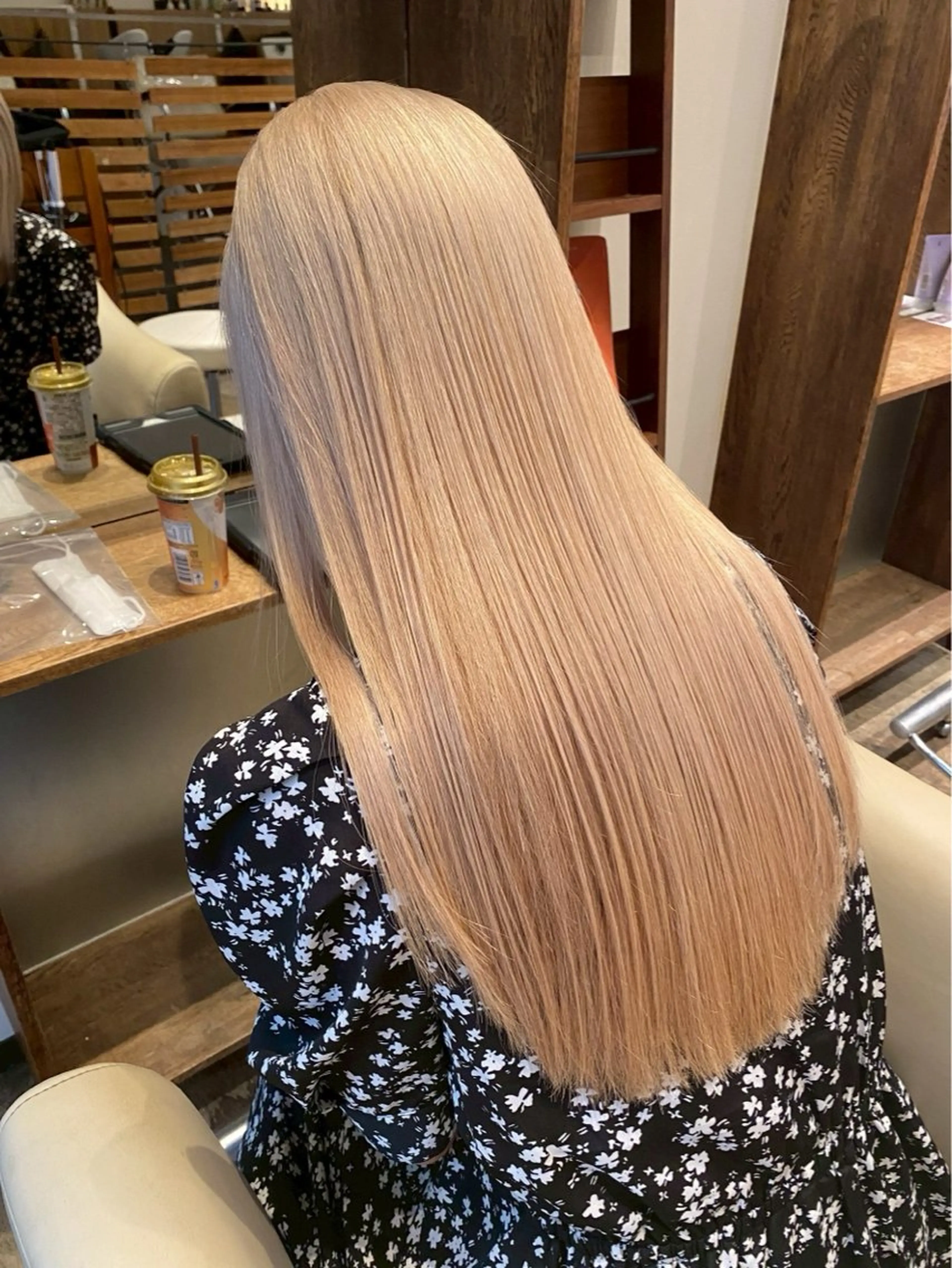 【湿気対策☔️広がり改善】メンテナンスカット無料+髪質改善トリートメント🖤の写真