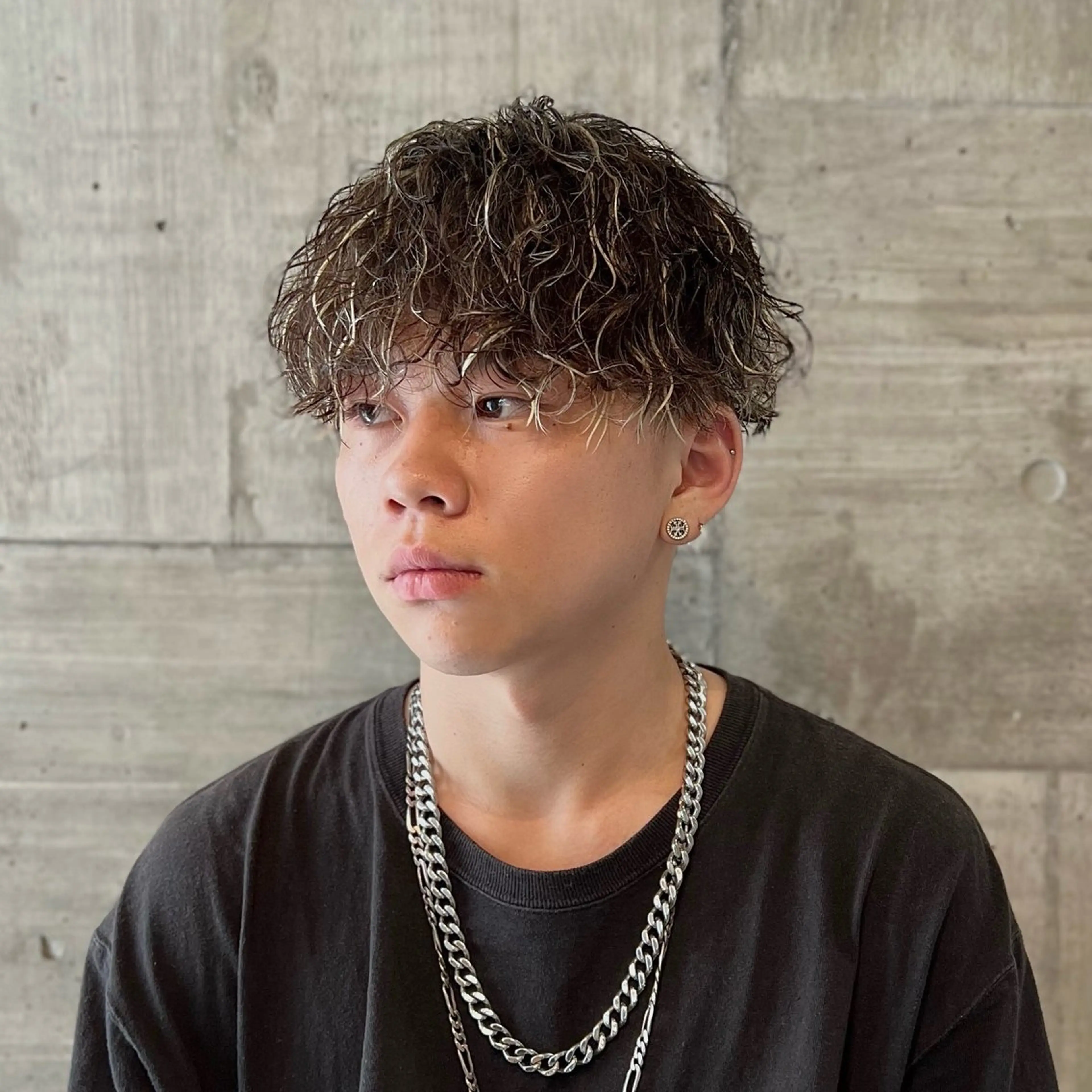 メンズ メンズハイライト メンズメッシュ メンズパーマ 波巻きパーマ カット パーマ トリートメント メンズ特化/パーマ/ メッシュ/竜成のヘアスタイル