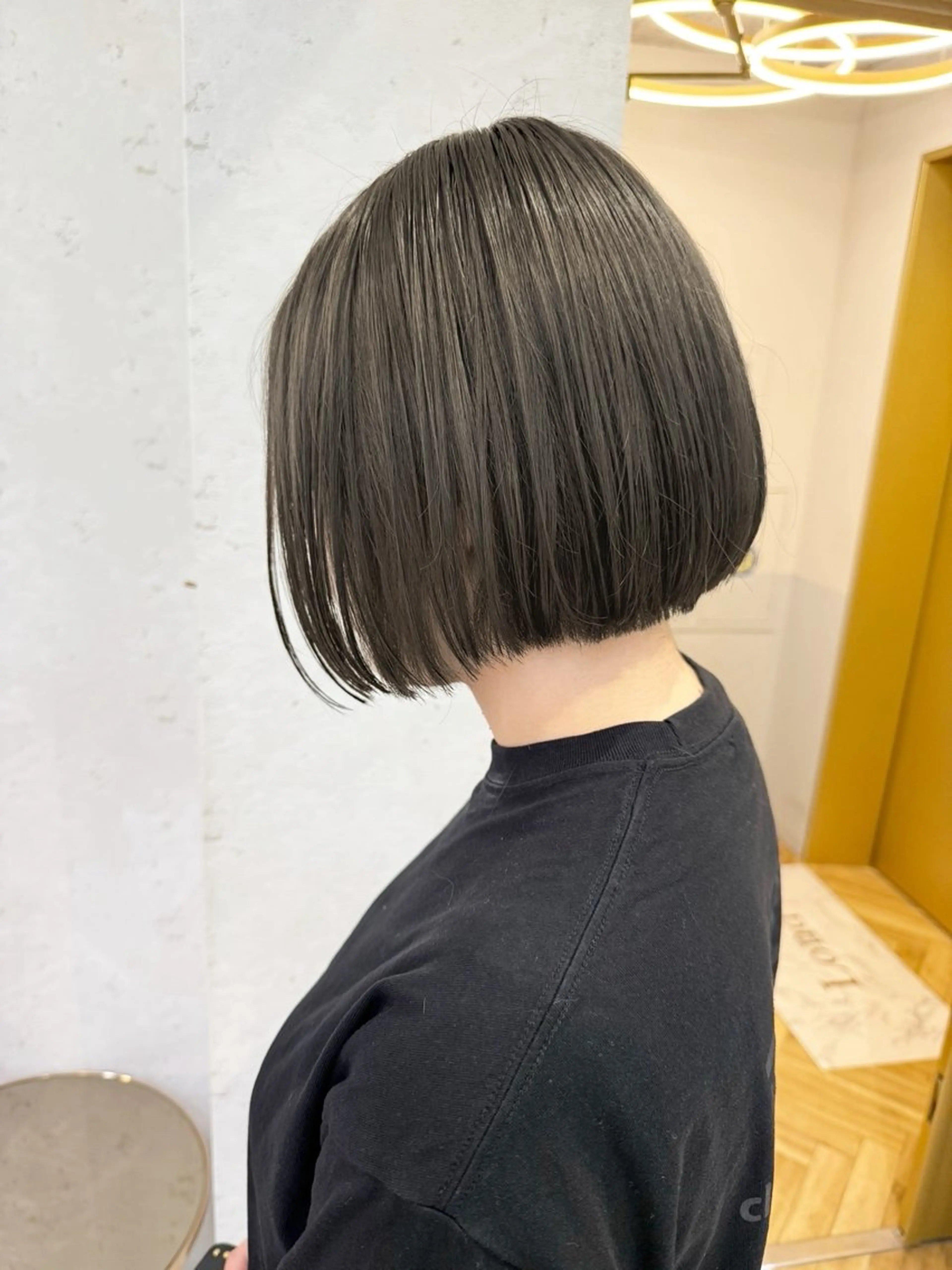 ショート カラー ヘアカラー 透明感カラー│ レイヤーヘア中居美樹のヘアスタイル