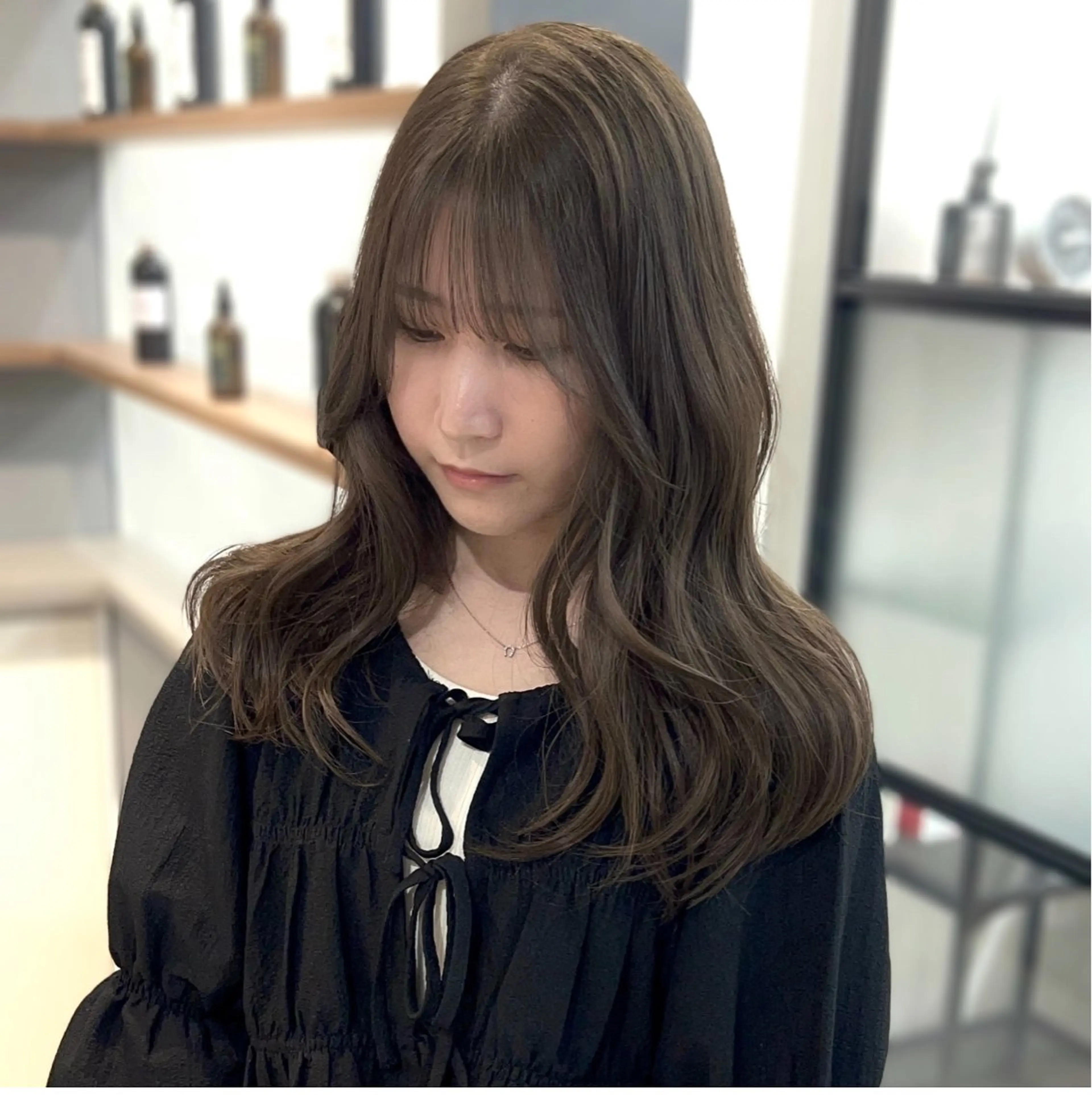 ロング カラー ブリーチ ダブルカラー ブリーチなしカラー オレンジ 前川 朋香のヘアスタイル