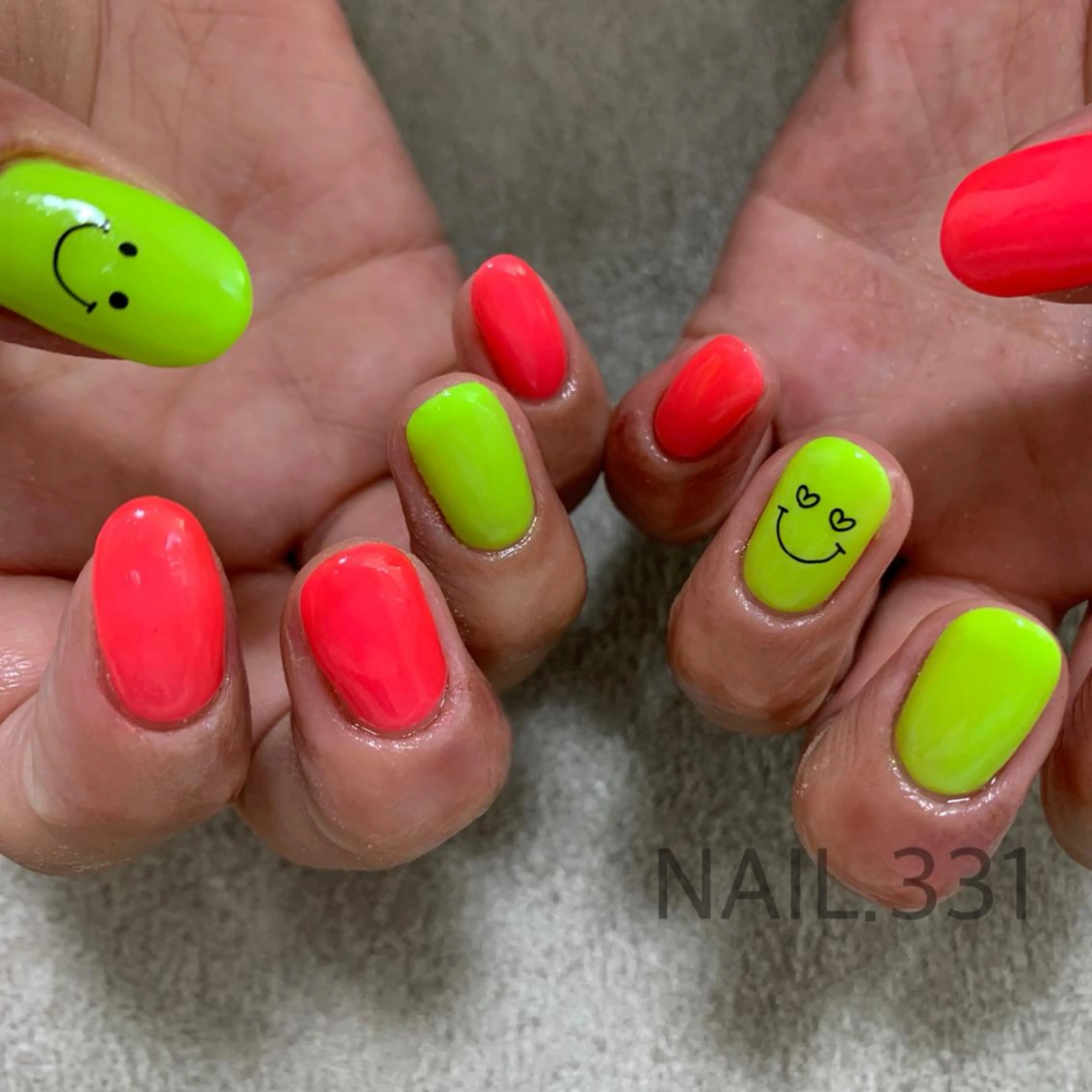 ネイル オーロラネイル ジェルネイル スカルプネイル 夏ネイル Nail 331のネイルデザイン