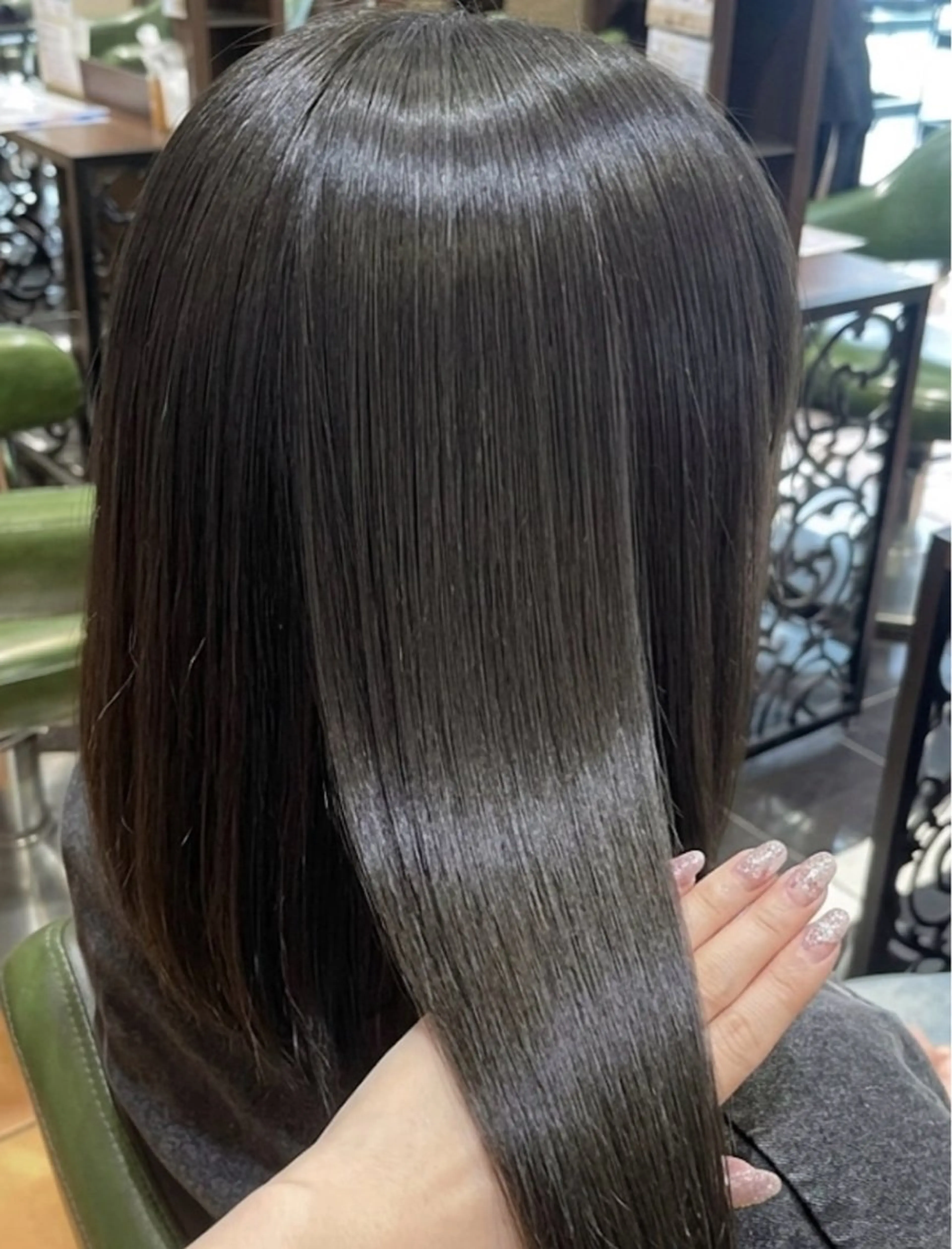 ロング カット 縮毛矯正 トリートメント はせがわ りえのヘアスタイル
