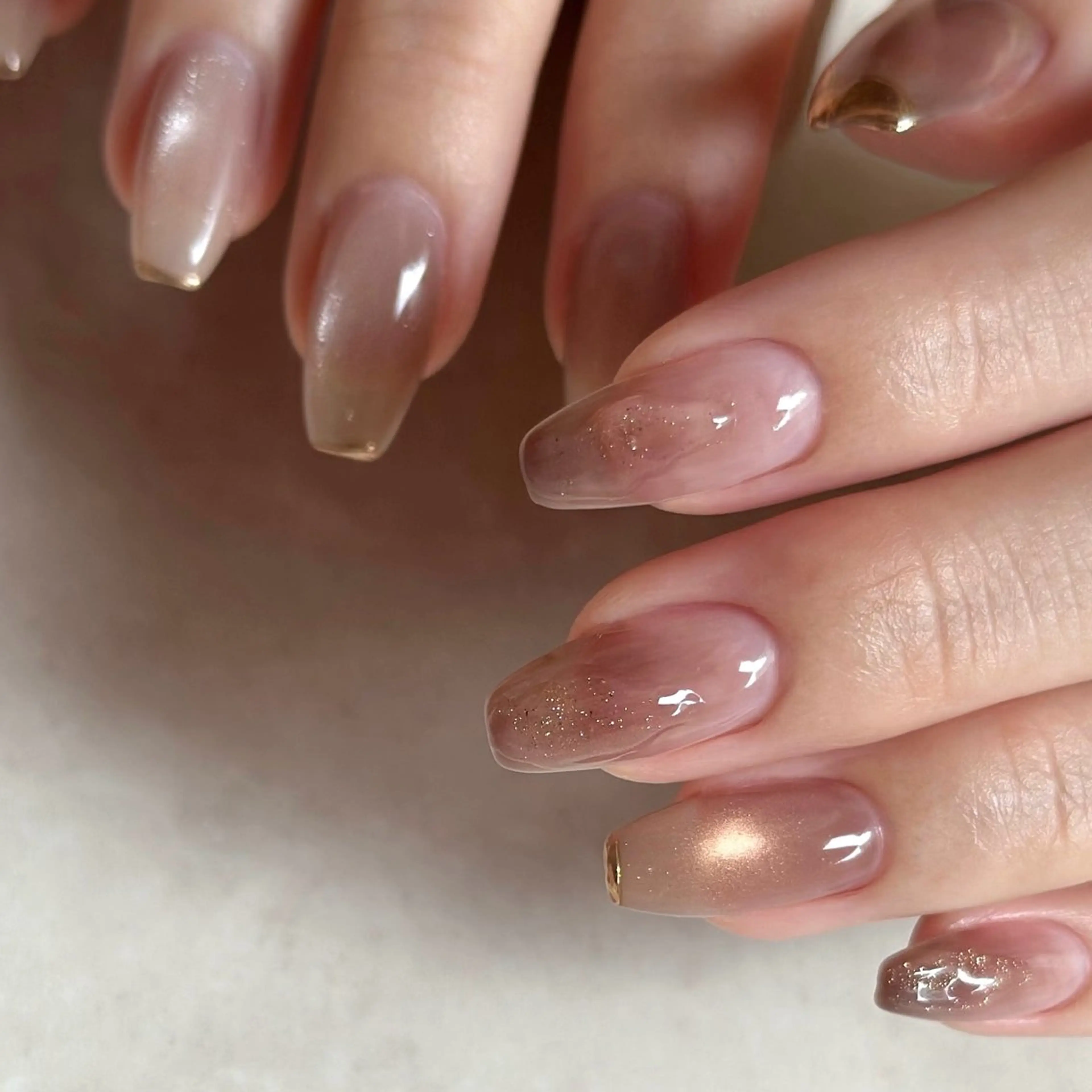 ネイル ニュアンスネイル aoi .のネイルデザイン