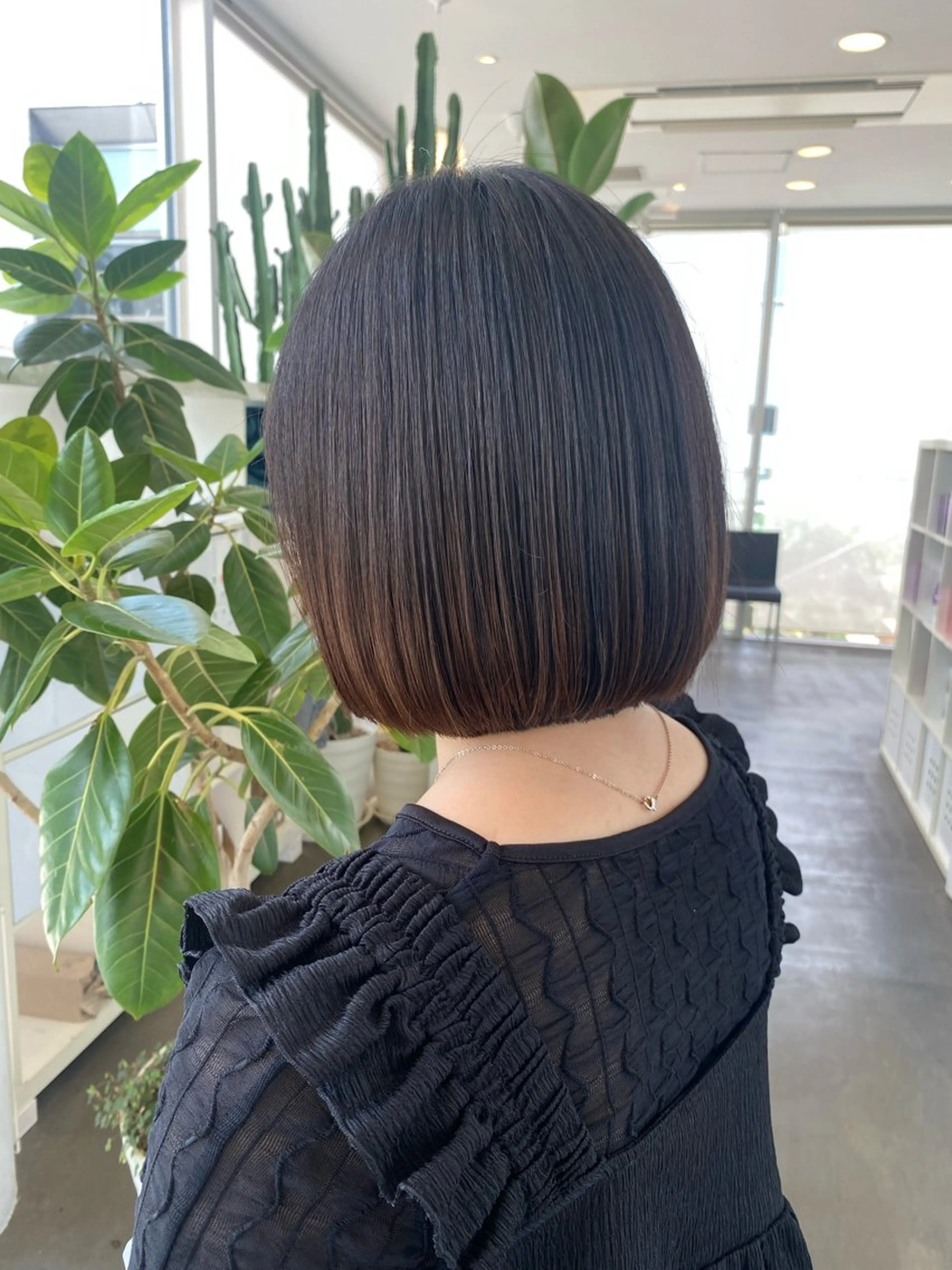ショート ボブ カット ヘアカラー トリートメント 🎧ayaka/ボブ /透明感カラー🩵のヘアスタイル