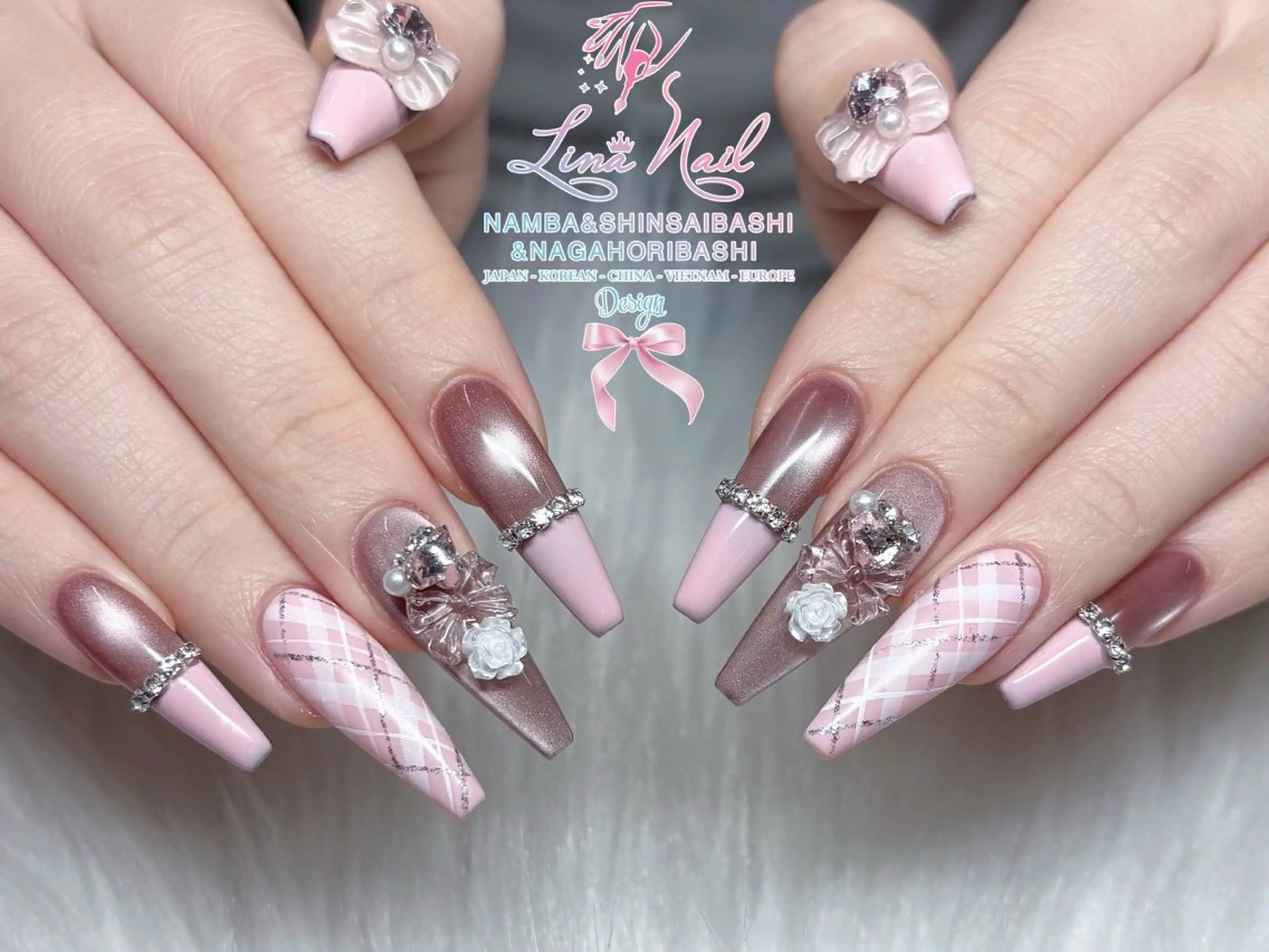 ネイル チークネイル 桜ネイル フラッシュネイル フットネイル ジェルネイル ハンドネイル リナネイル アメ村心斎橋店のネイルデザイン
