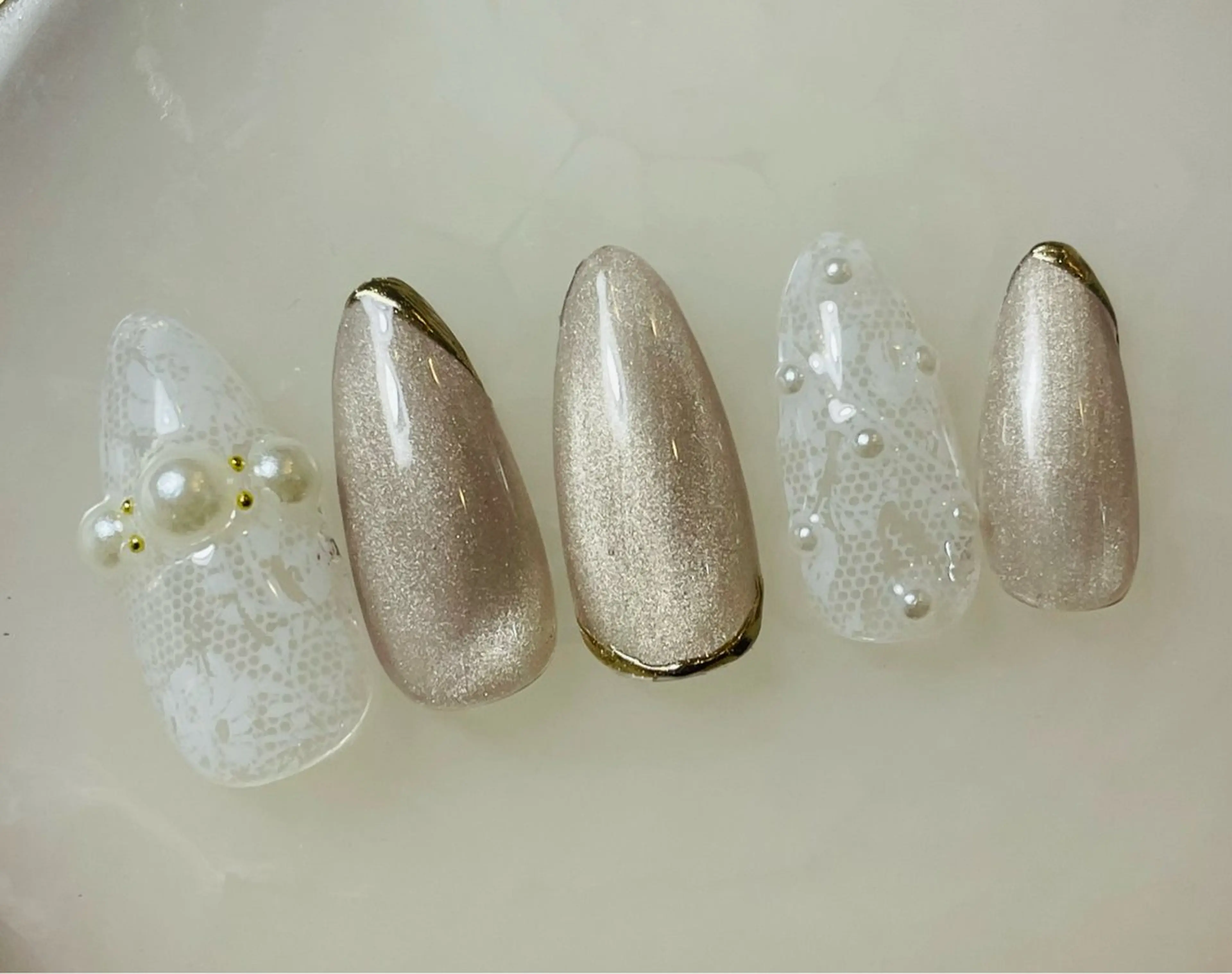 トレンド💅レース柄＆マグネットアート✨✨初回オフ込み！の写真