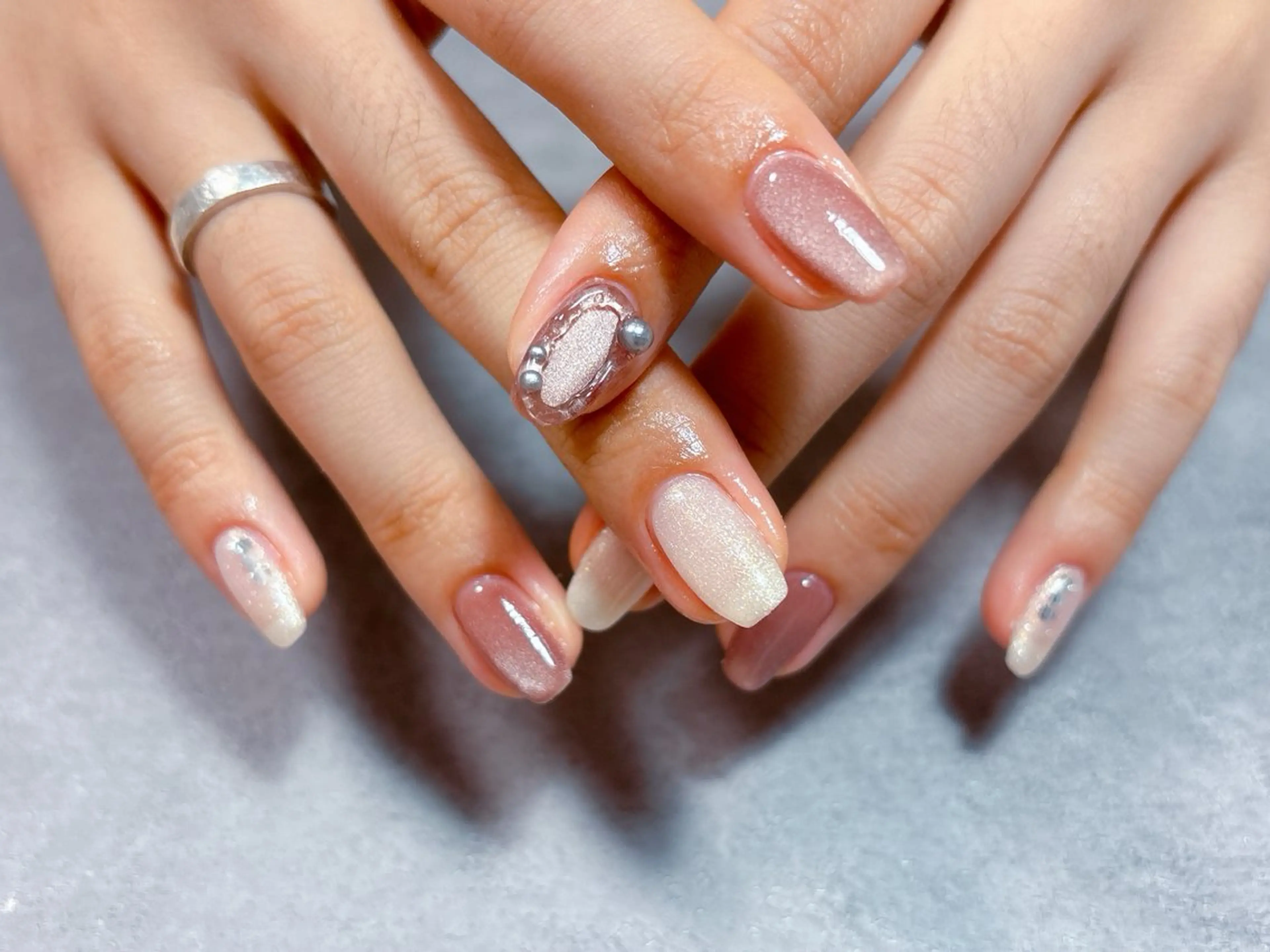 ネイル アートネイル オーロラネイル チークネイル フラッシュネイル フットネイル ハンドネイル ハンドケア ゆ か_Nails💫のネイルデザイン