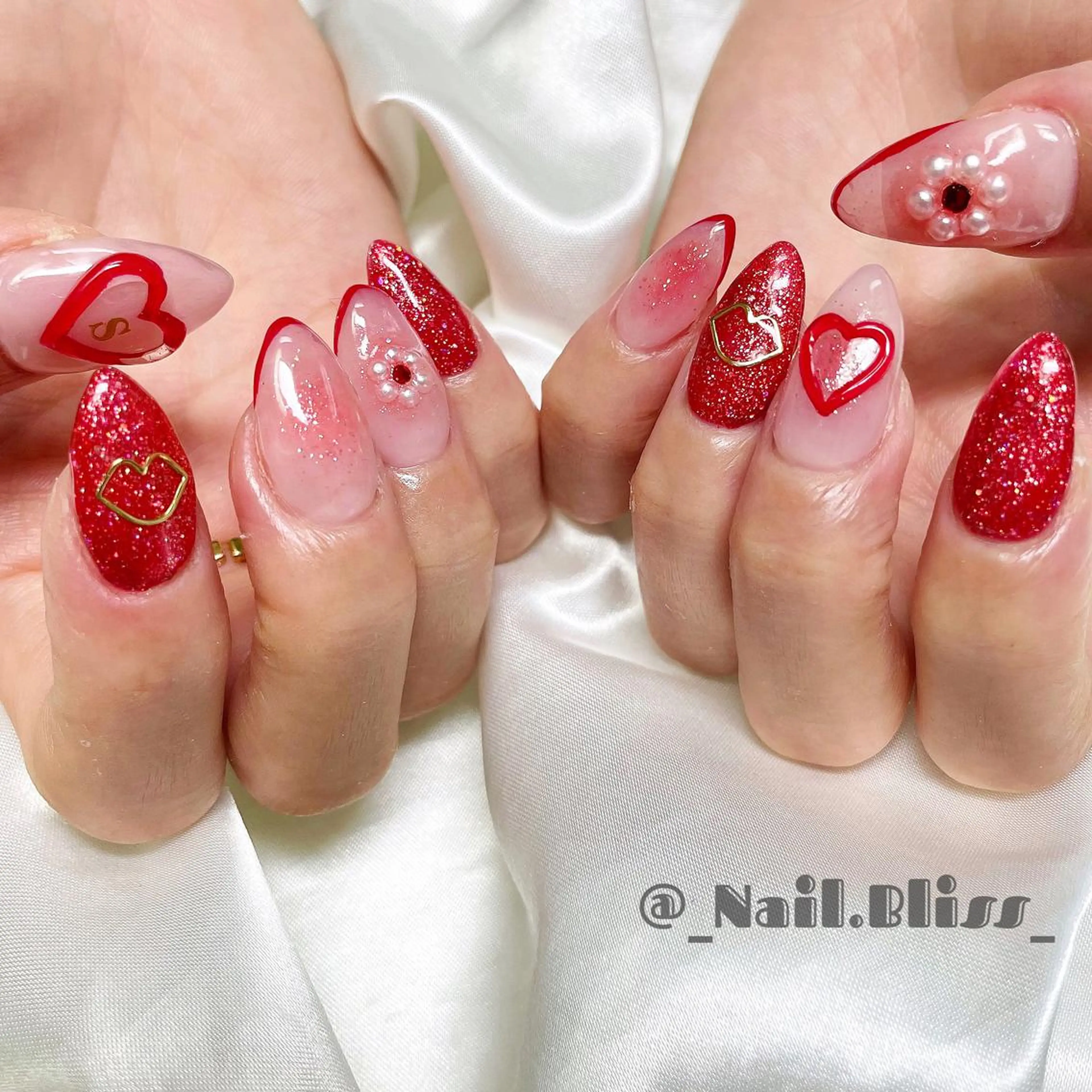 ネイル チークネイル フレンチネイル ハンドネイル NAIL BLISSのネイルデザイン