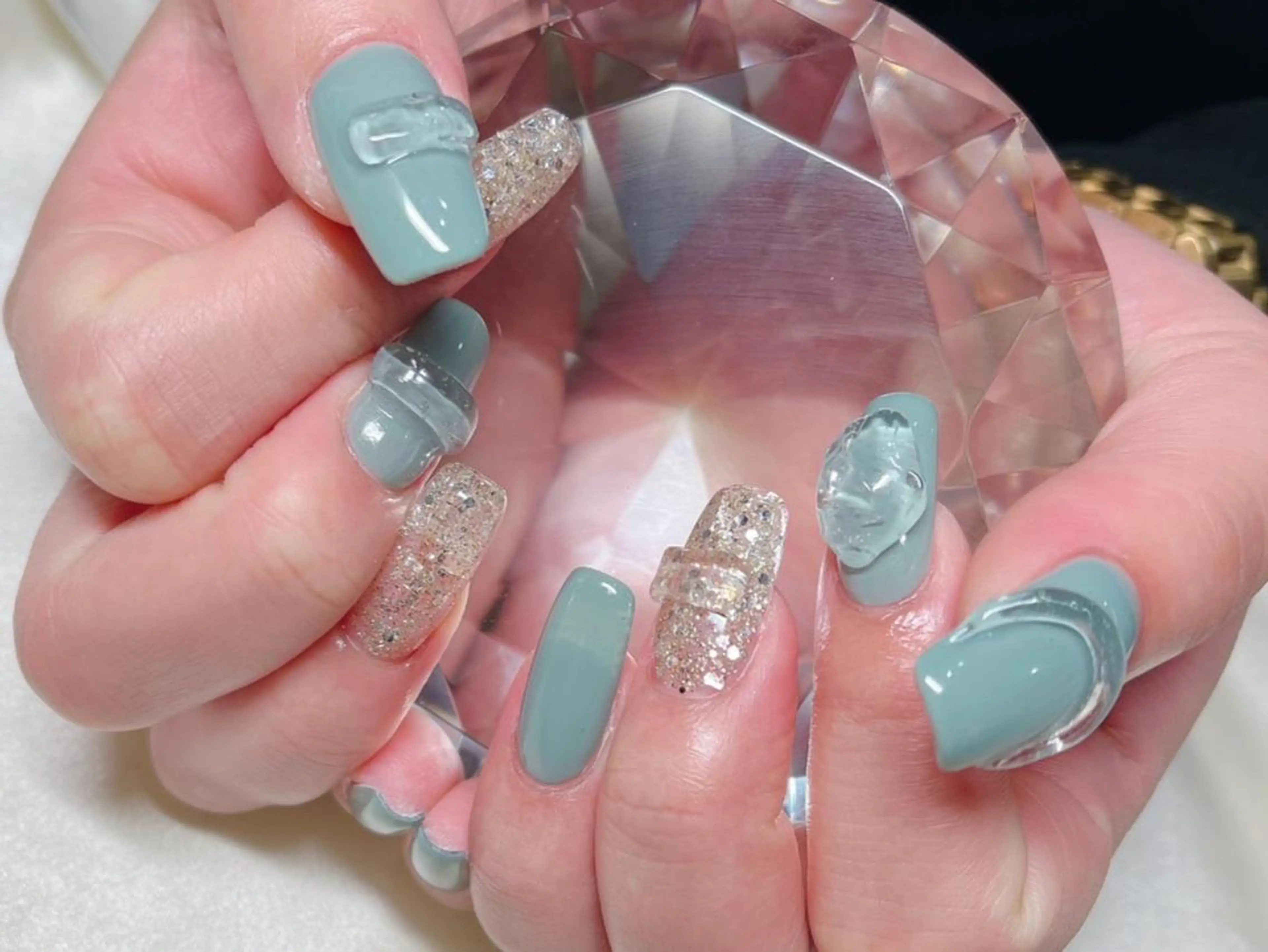 ネイル マツエク・マツパ アイブロウ 眉カラー 韓国風マツエク パリジェンヌラッシュリフト まつげパーマ ワンホンマツエク ハンドネイル Nail&eye Belire 新宿のネイルデザイン