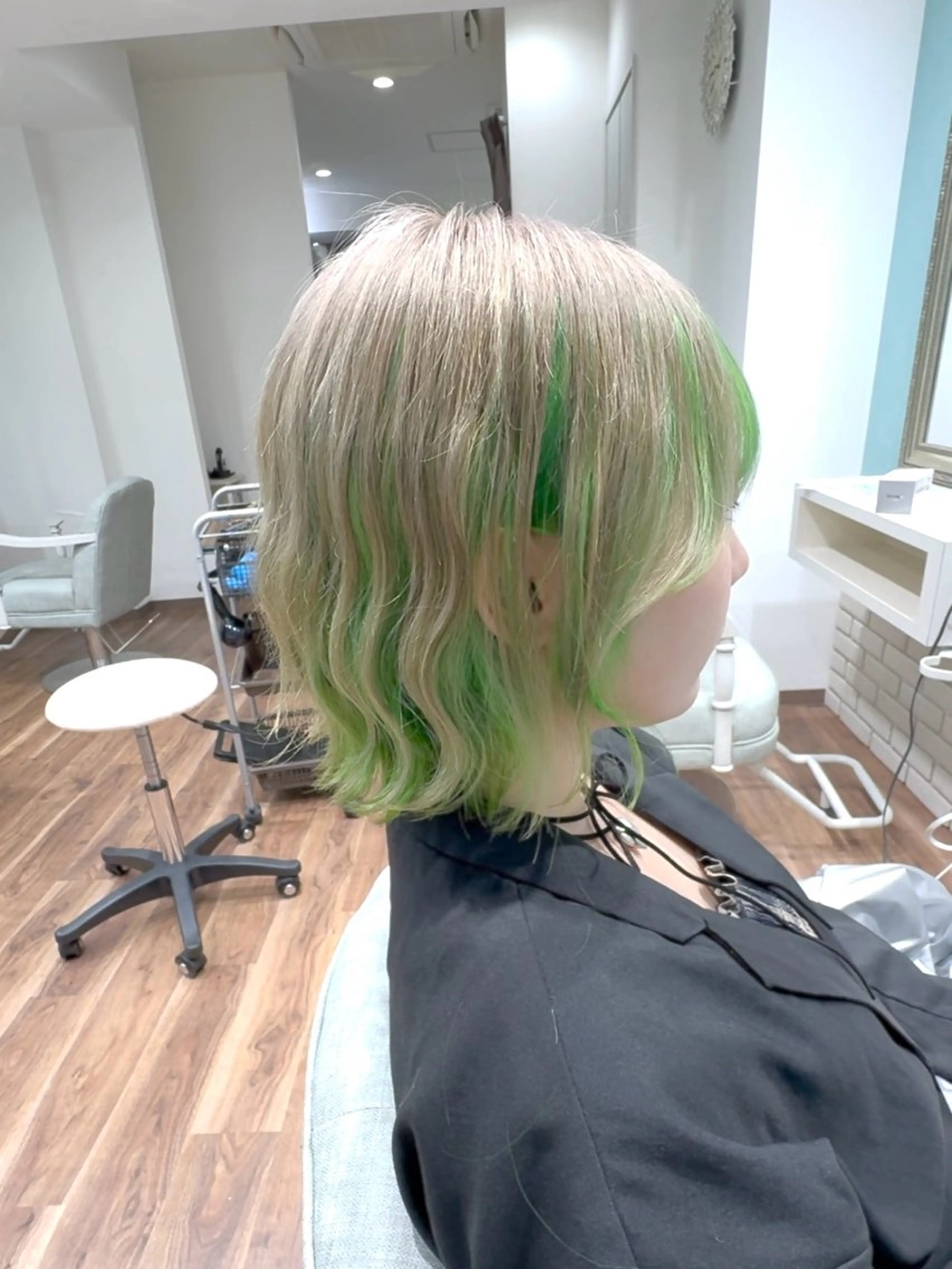 ショート カラー ベージュカラー ヘアカラー トリートメント ハイトーン/ブリーチ /ボブ特化/SOMAのヘアスタイル