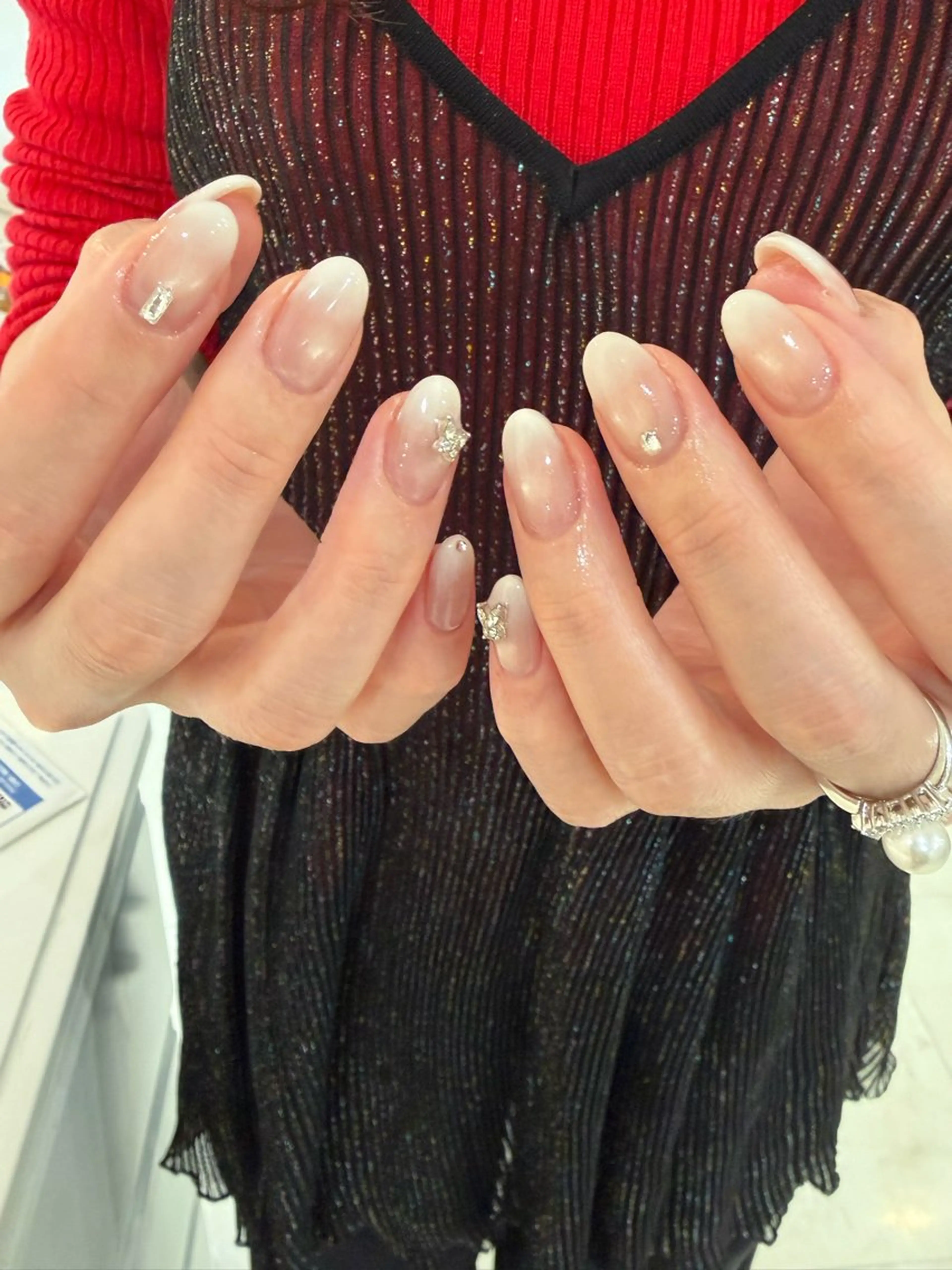 ネイル Salondevi2 isanaのネイルデザイン