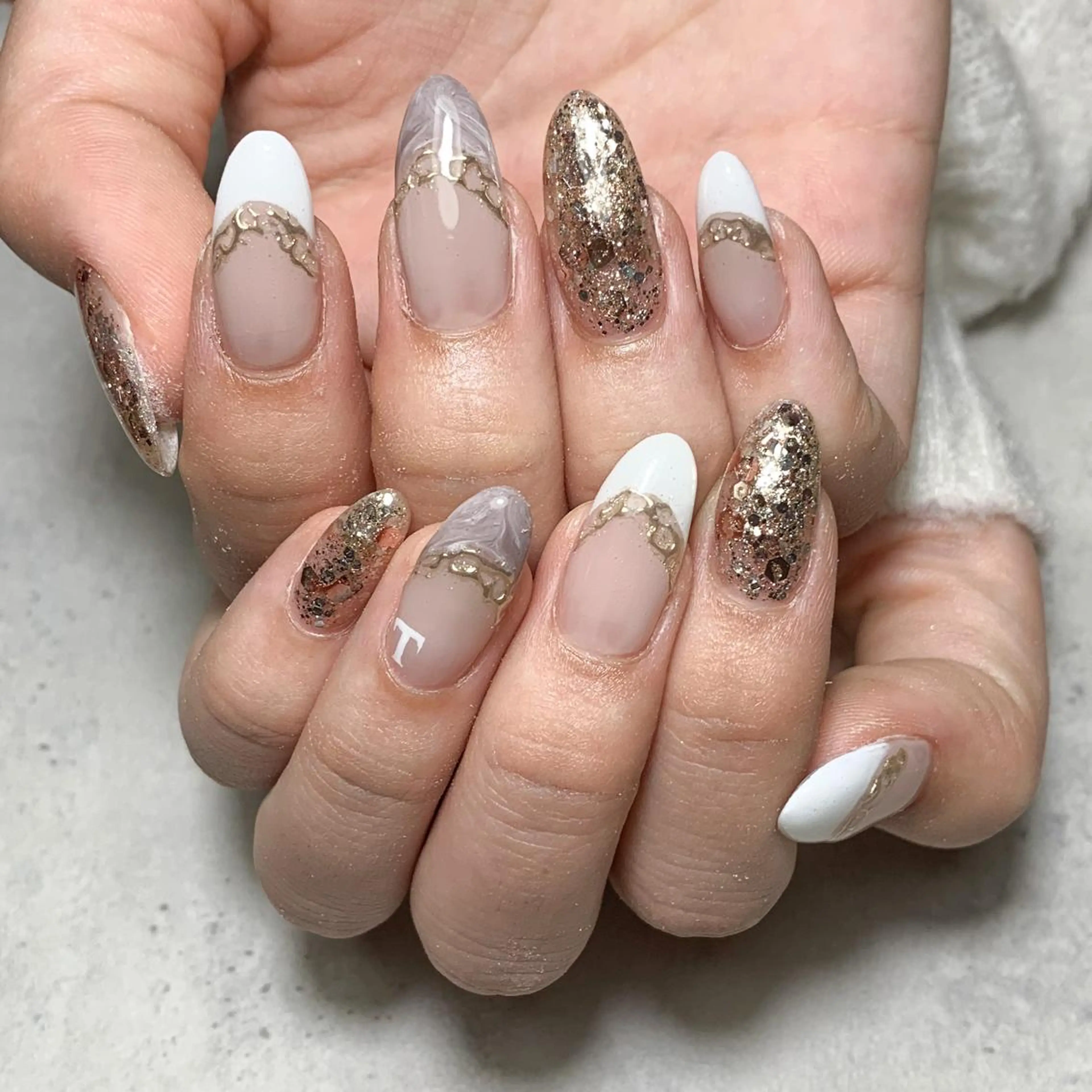 ネイル FIORITURA aiのネイルデザイン