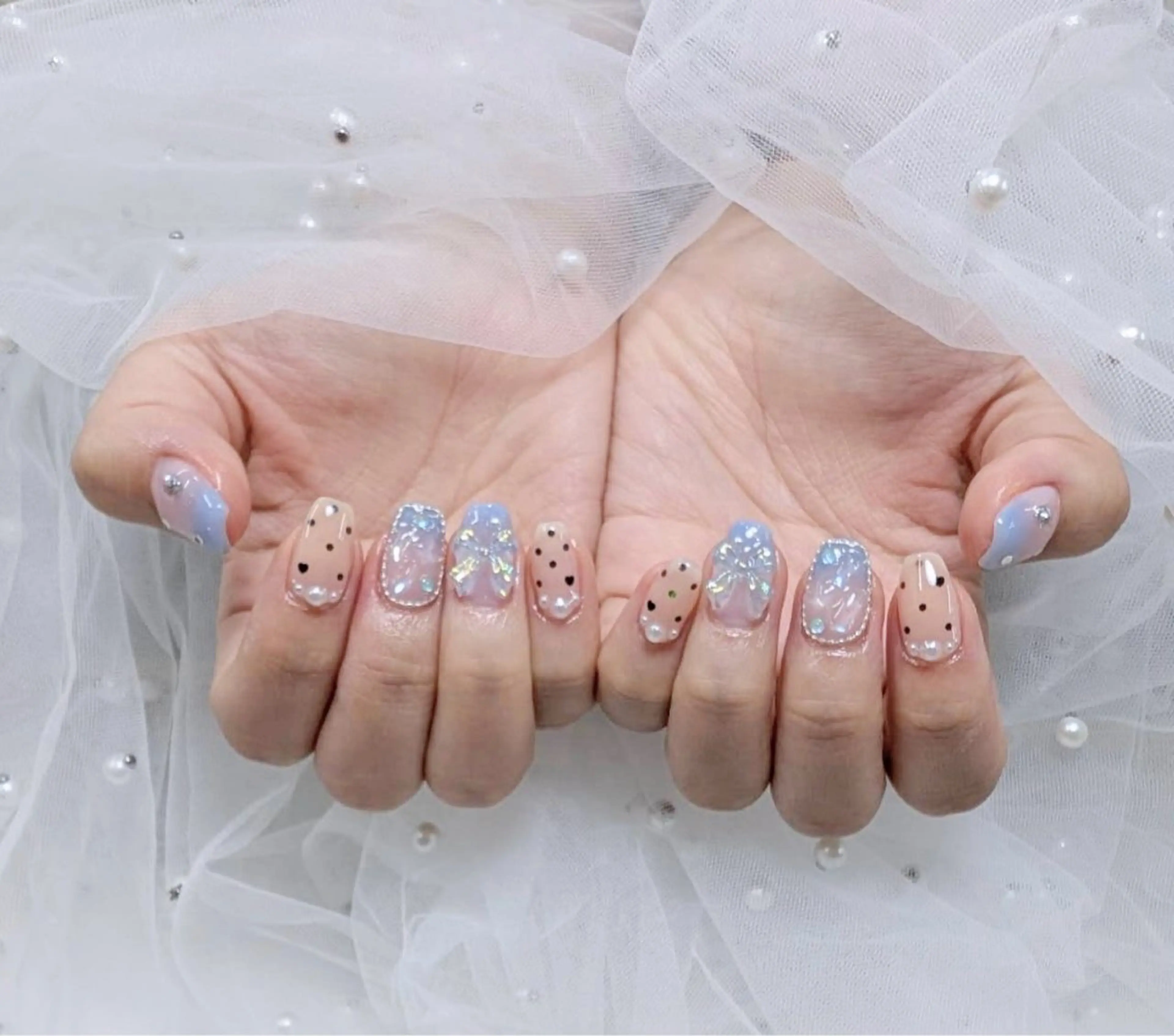 ネイル アートネイル オーロラネイル チークネイル 成人式 長さ出し ハンドネイル ╹◡╹Mimoミモ Eye&Nailのマツエク・マツパデザイン