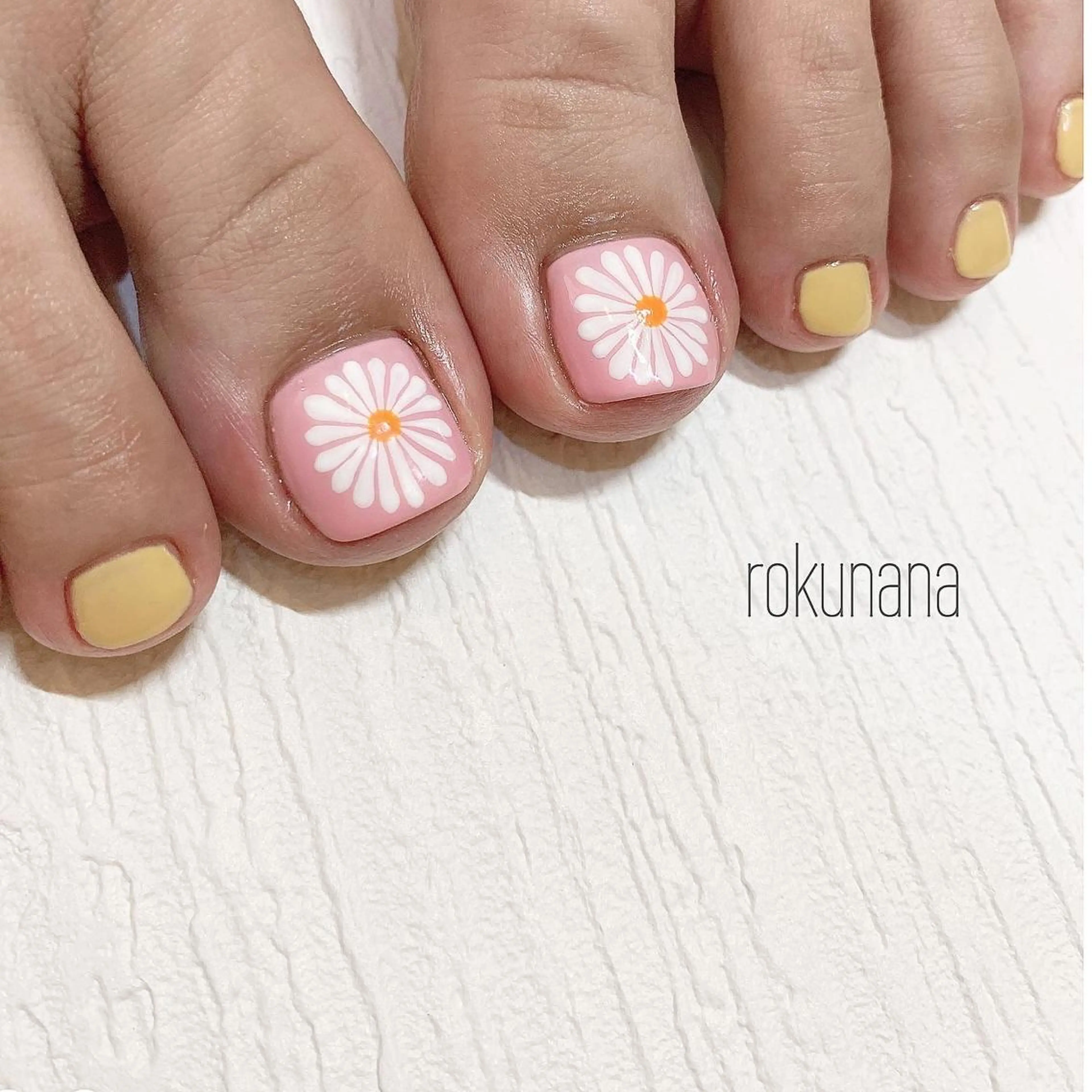 ネイル rokunana 佐野のネイルデザイン