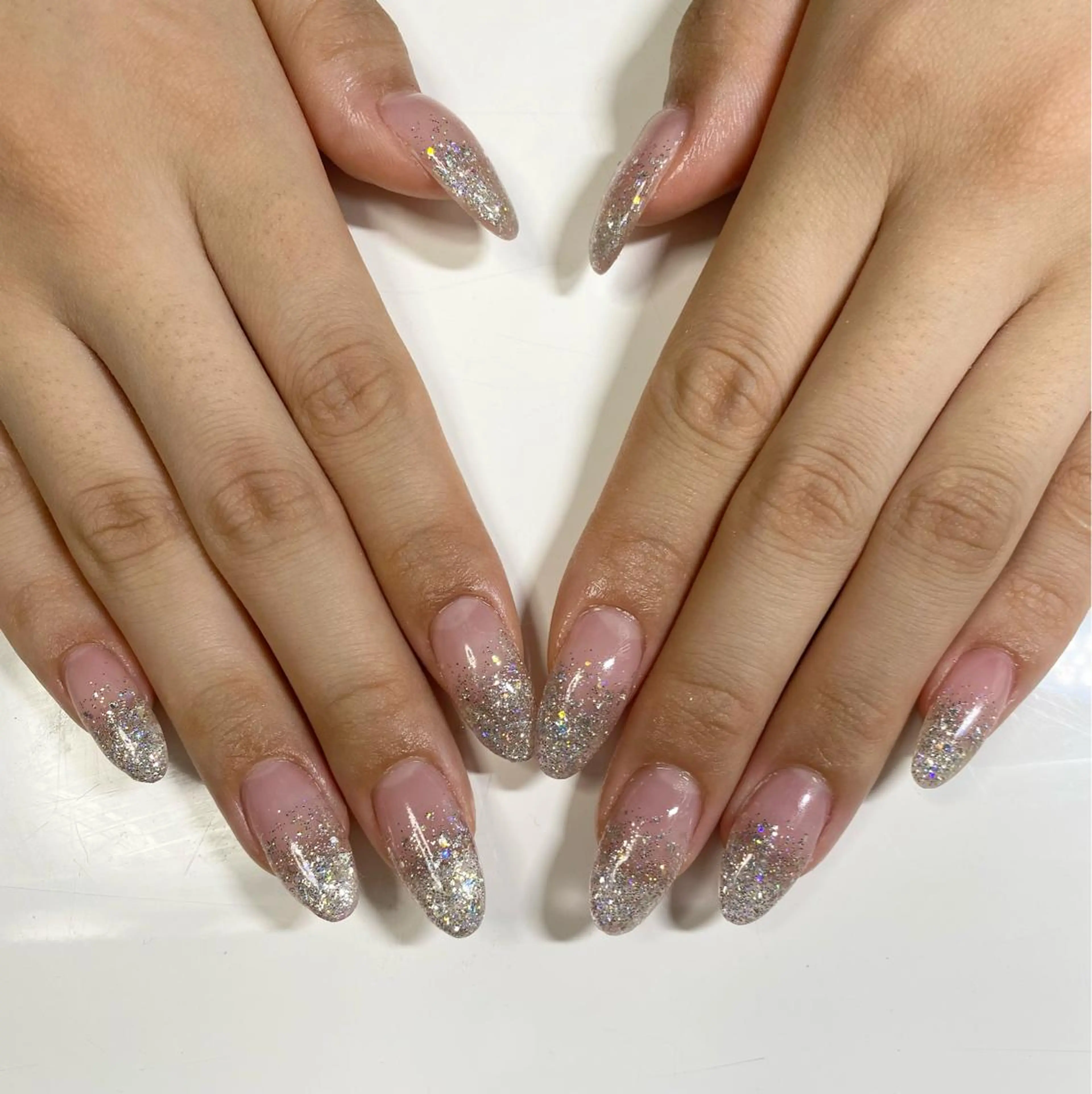 ネイル 長さ出し ラメ(グリッター) ラメグラデーション mahana nailのネイルデザイン