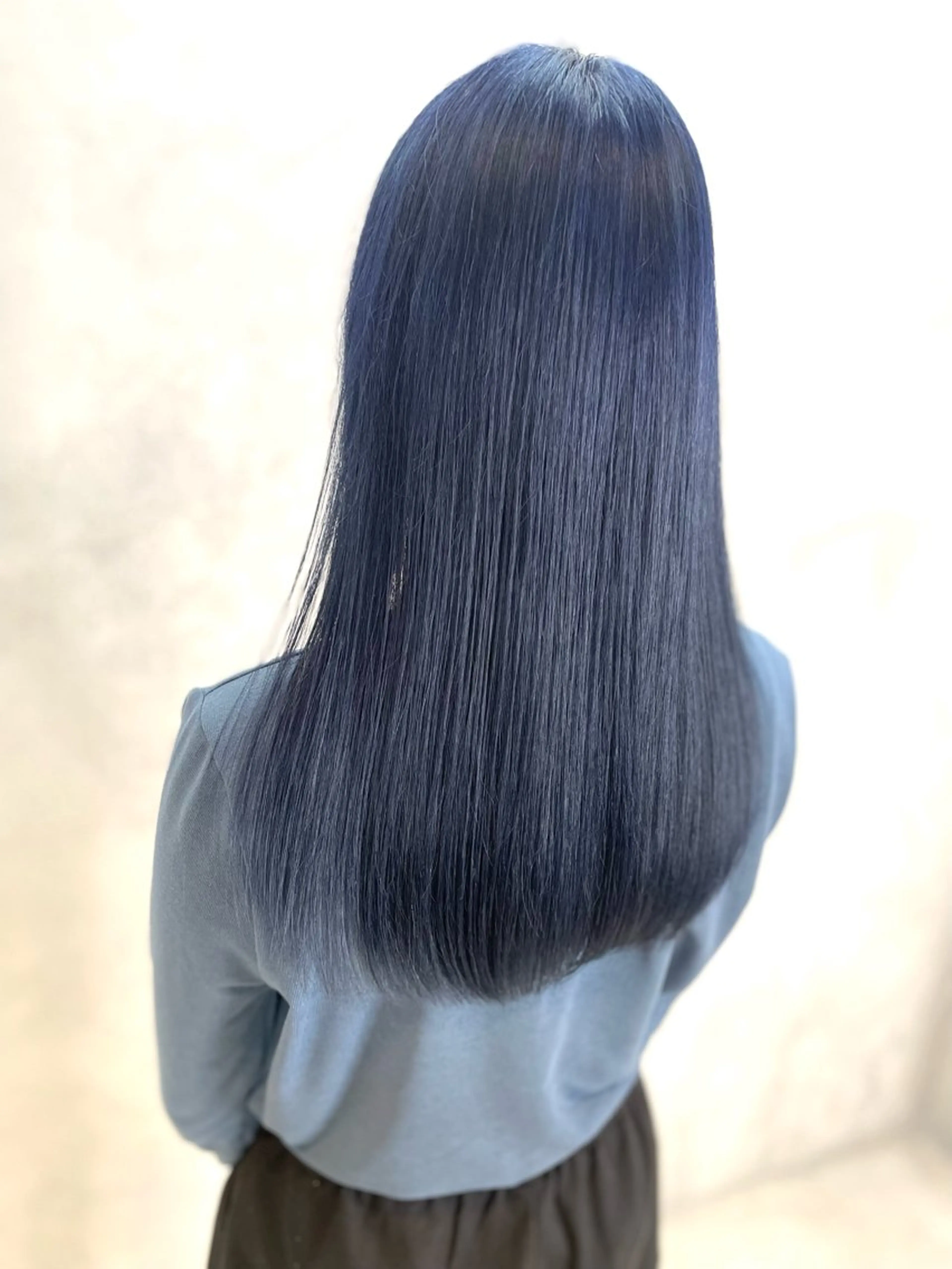 ロング カラー ヘアアレンジ メンズ メンズブリーチ ブリーチ ブルーカラー ブルージュ ネイビーカラー 髪質改善⭐️ 桜場のヘアスタイル
