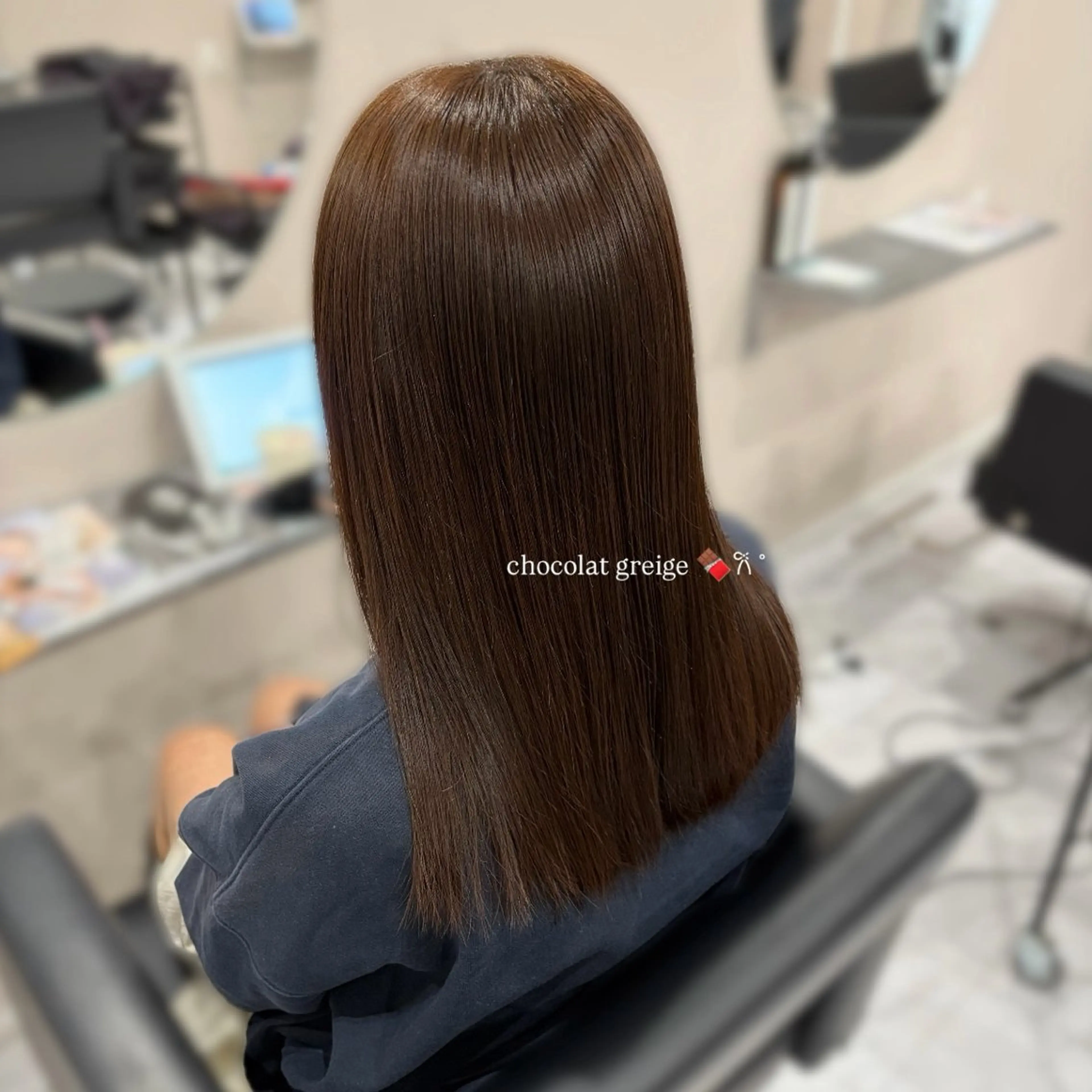 ロング カラー ヘアカラー 透明感カラー🪼🩵 𝐑𝐢𝐧のヘアスタイル