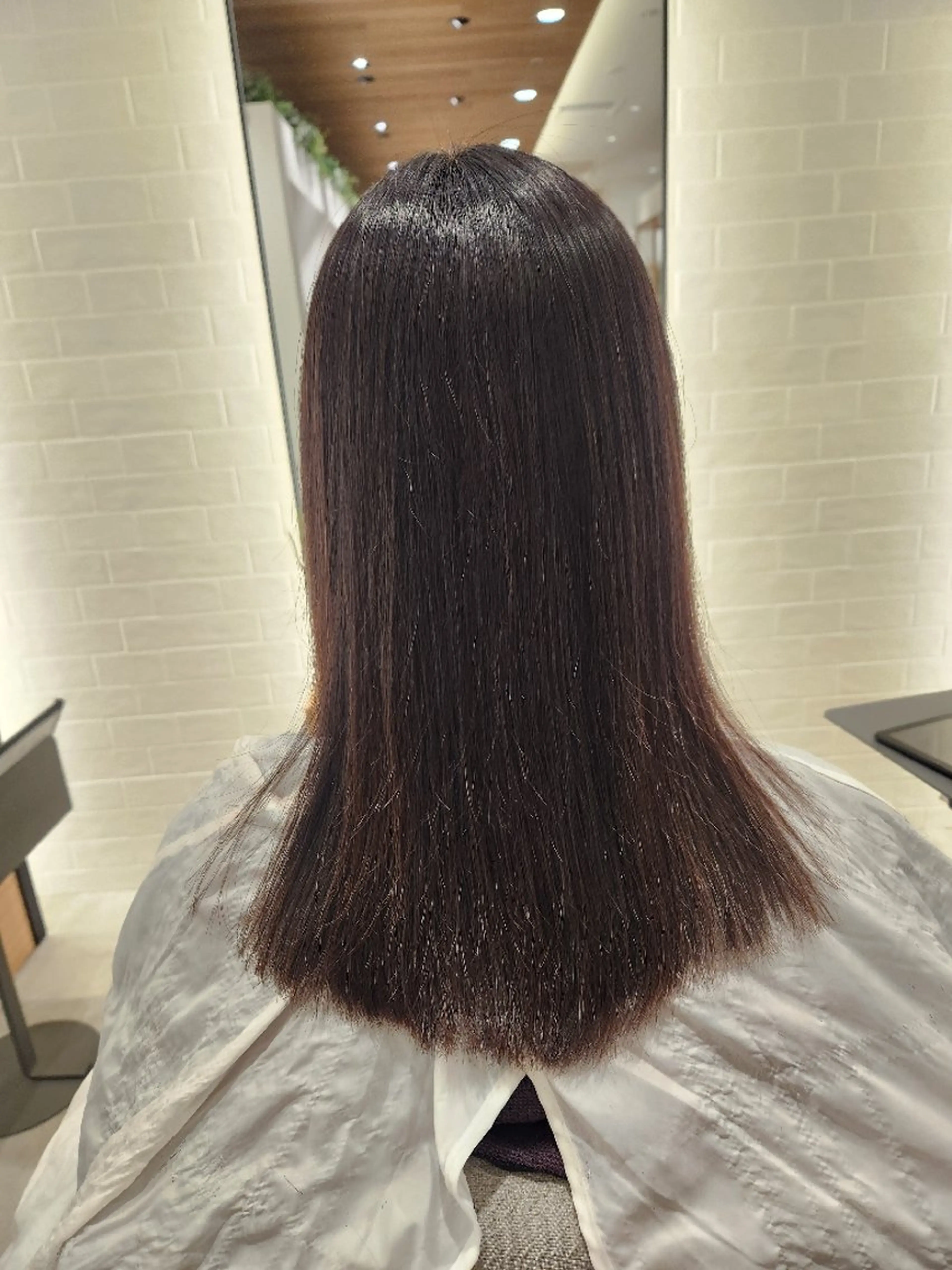 セミロング パーマ 縮毛矯正 トリートメント 💜艶髪カラー💜 🎶富川美希🎶のヘアスタイル