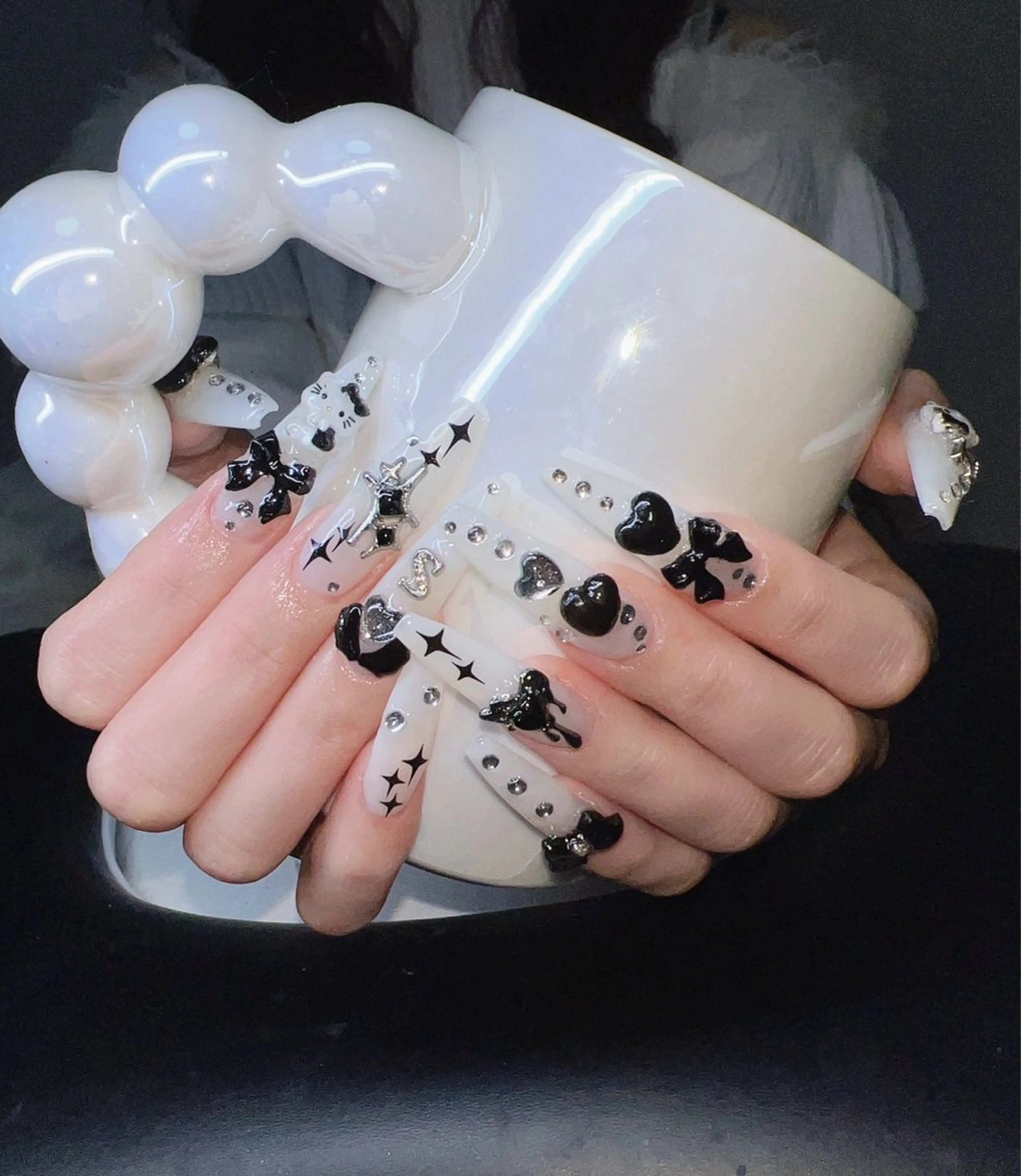 ネイル オーロラネイル チークネイル 長さ出し フットネイル フレンチネイル ハンドネイル Lee Nailsのネイルデザイン