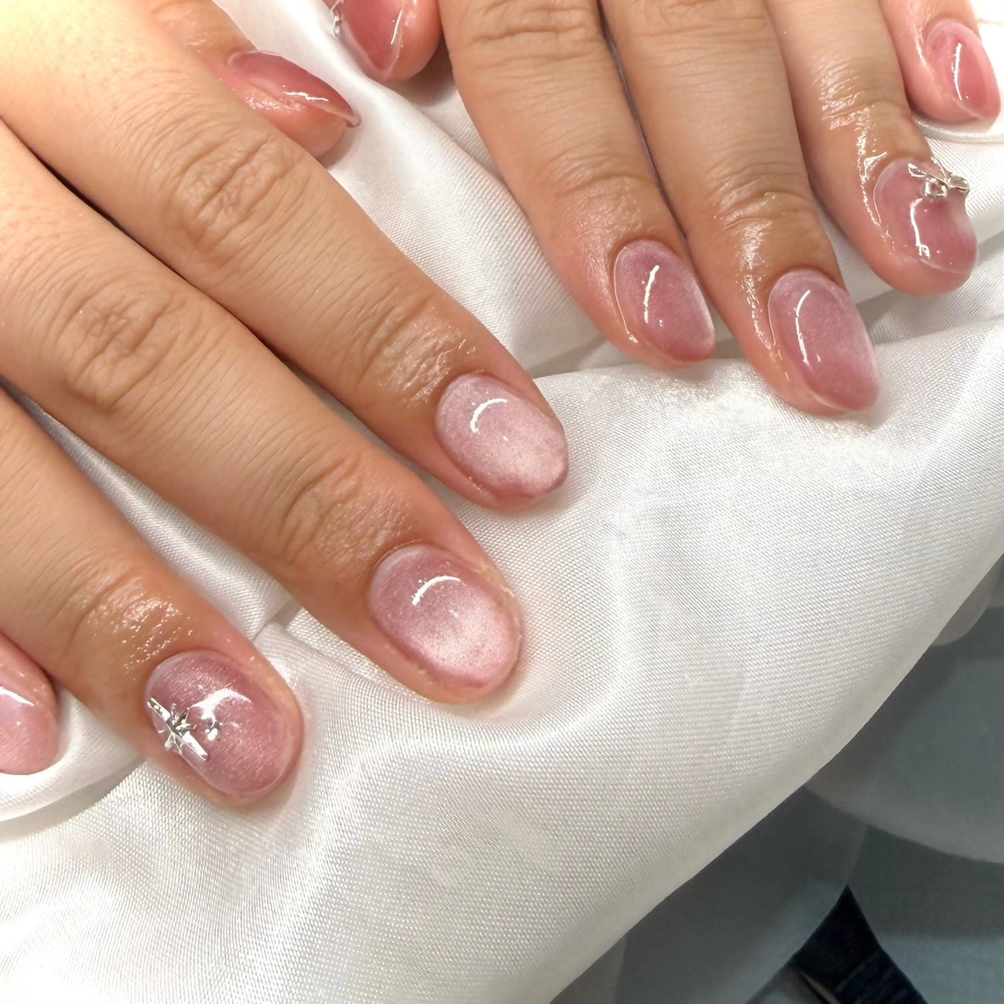 ネイル マグネットネイル ピンク ハンドネイル mao lilu/高崎のネイルデザイン