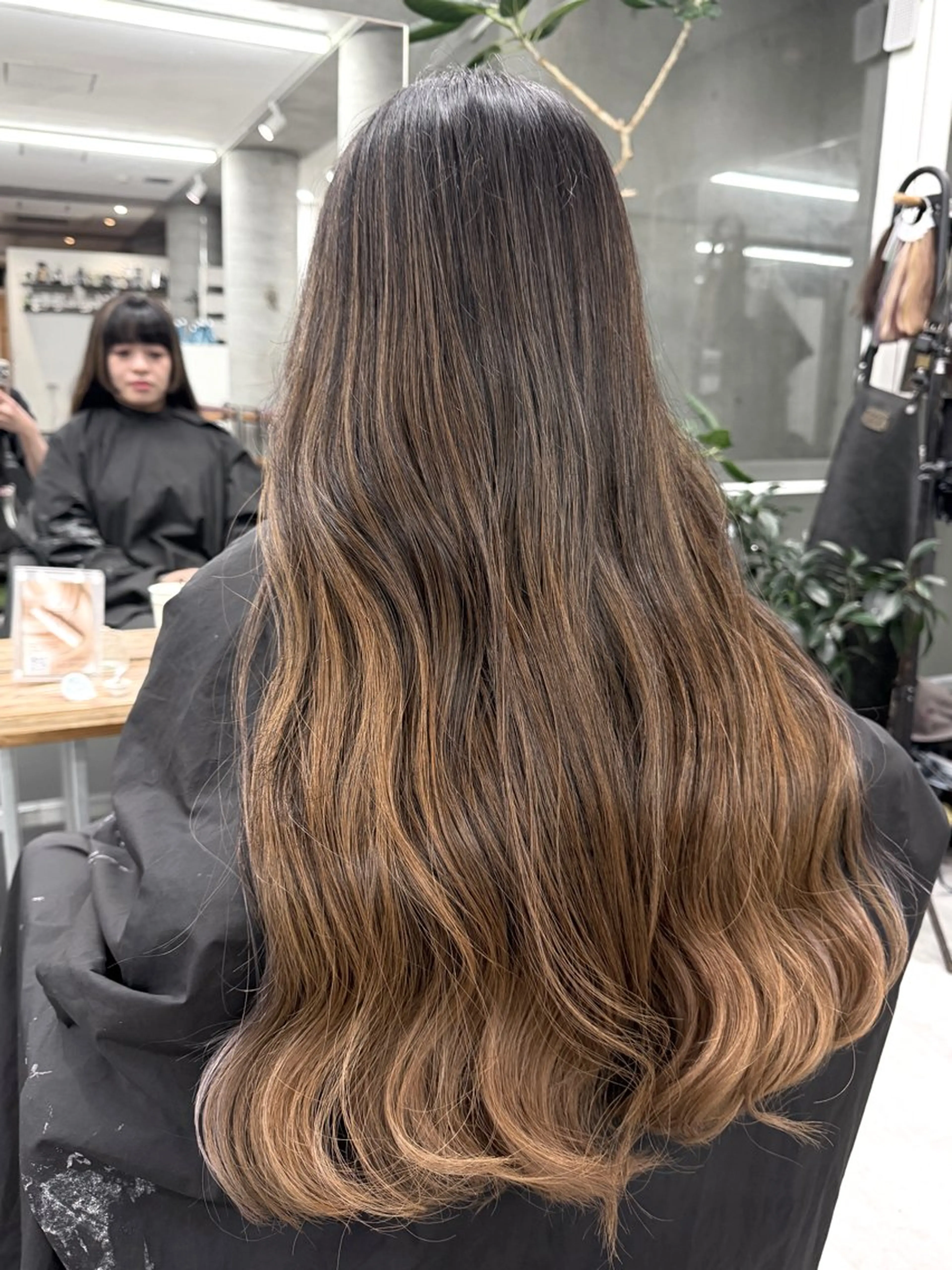 ロング カラー ヘアカラー トリートメント Kotoko🖤/海 外/バレイヤージュのヘアスタイル