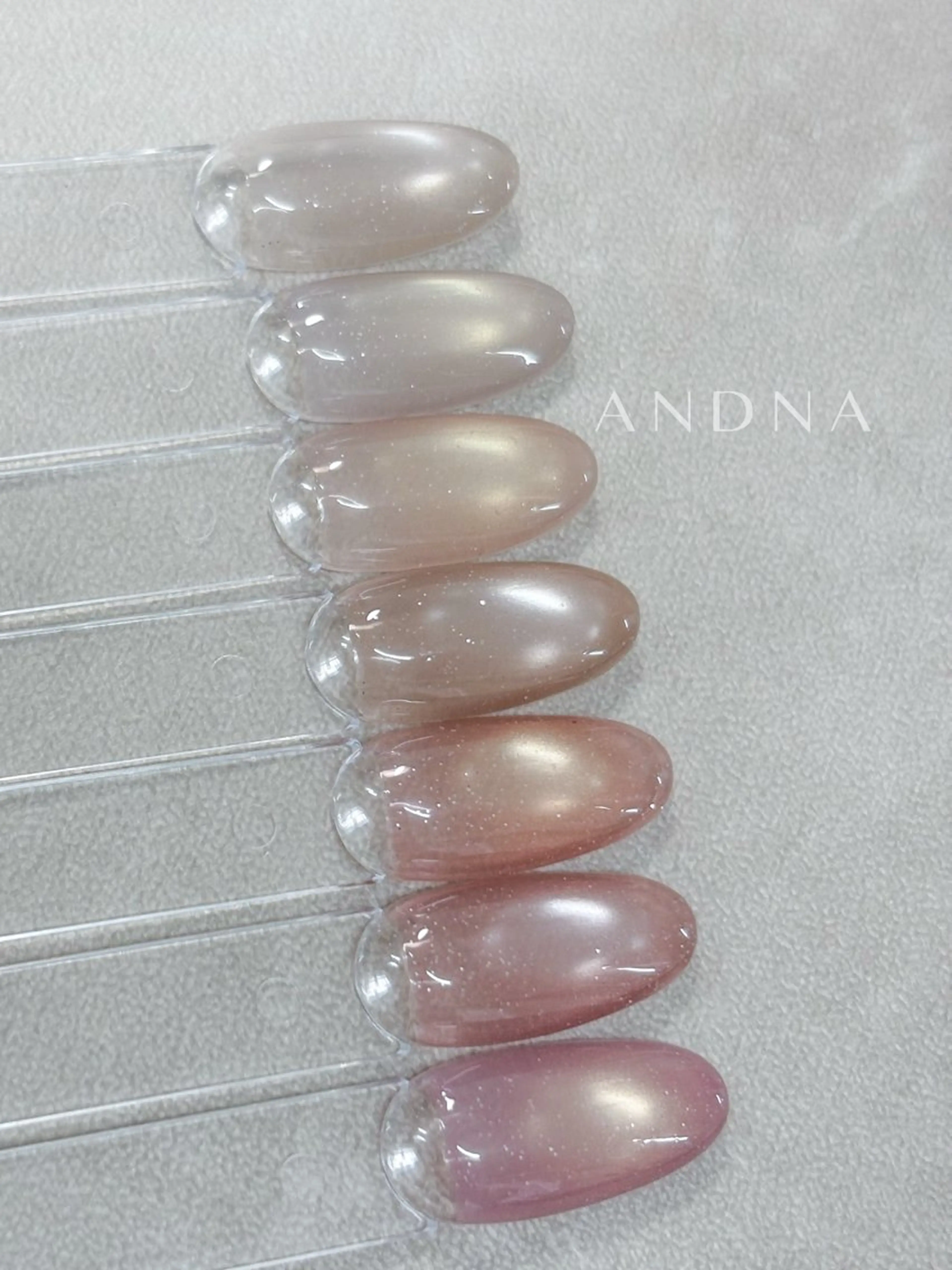 ネイル フラッシュネイル フラッシュマグ マグネットネイル Kinuko / ANDNAのネイルデザイン