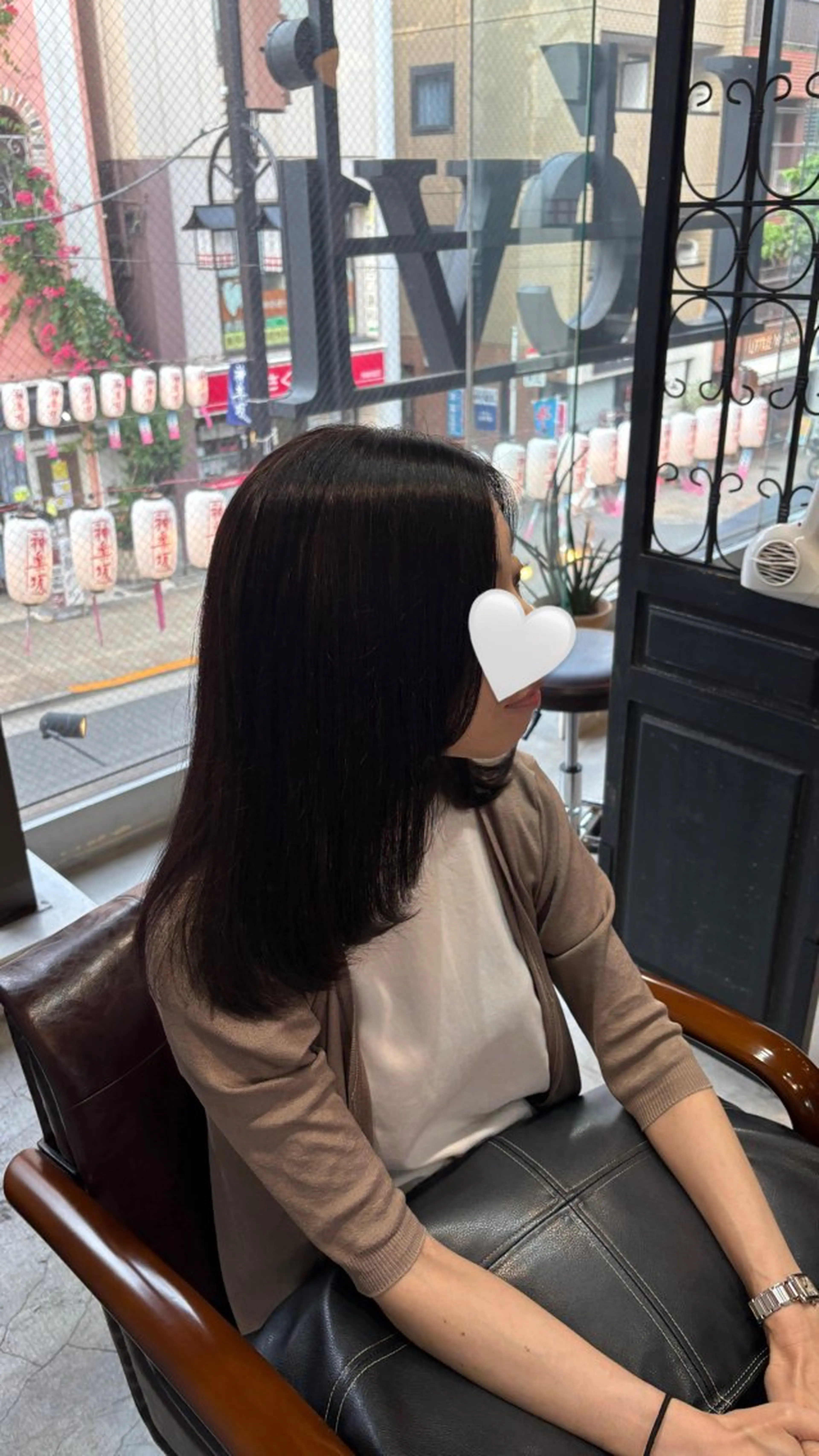 セミロング 顔まわりレイヤー 顔周りカット レイヤーカット カット りん/神楽坂 カットモデル募集💈のヘアスタイル