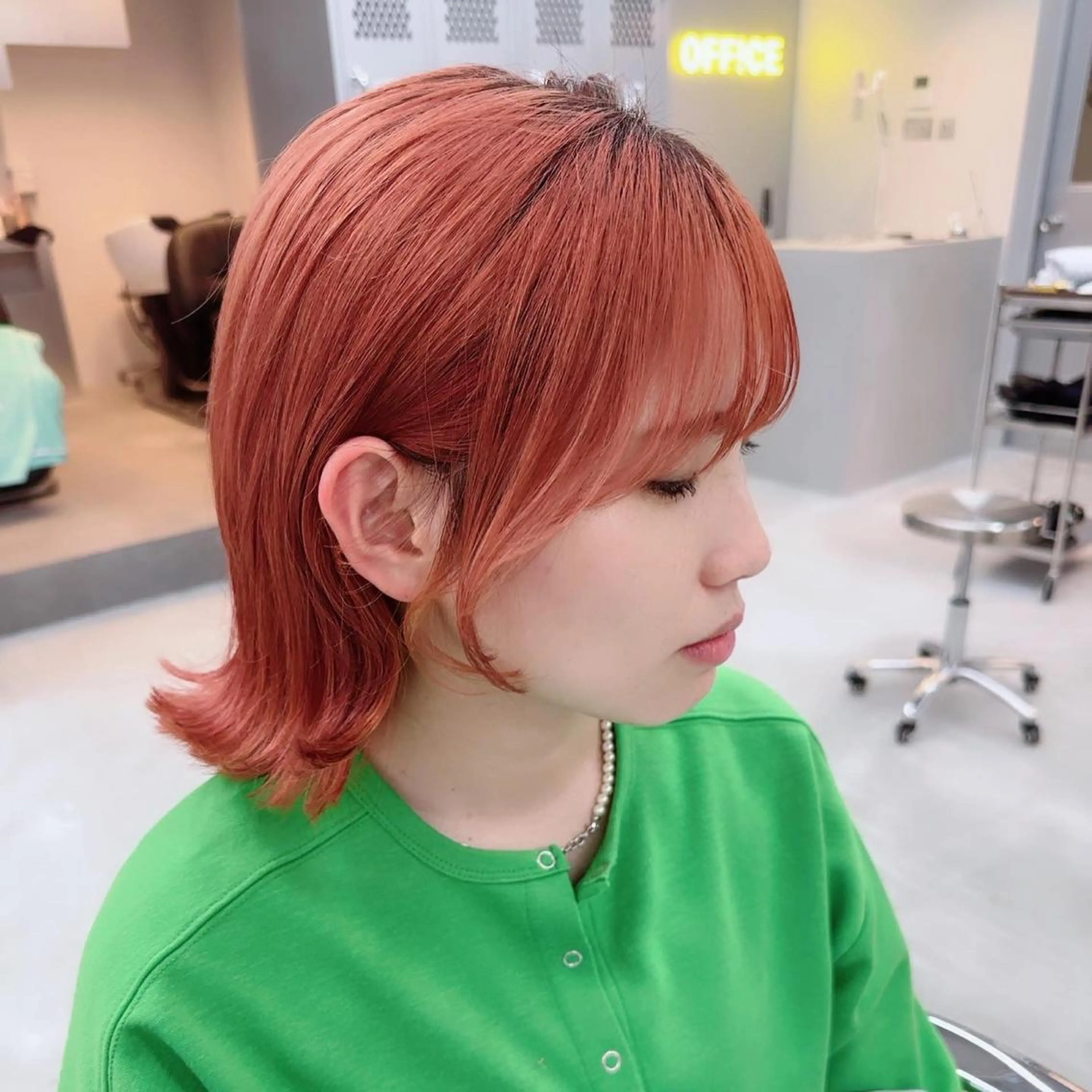 ショート カラー ヘアカラー トリートメント 岡野 静華のヘアスタイル