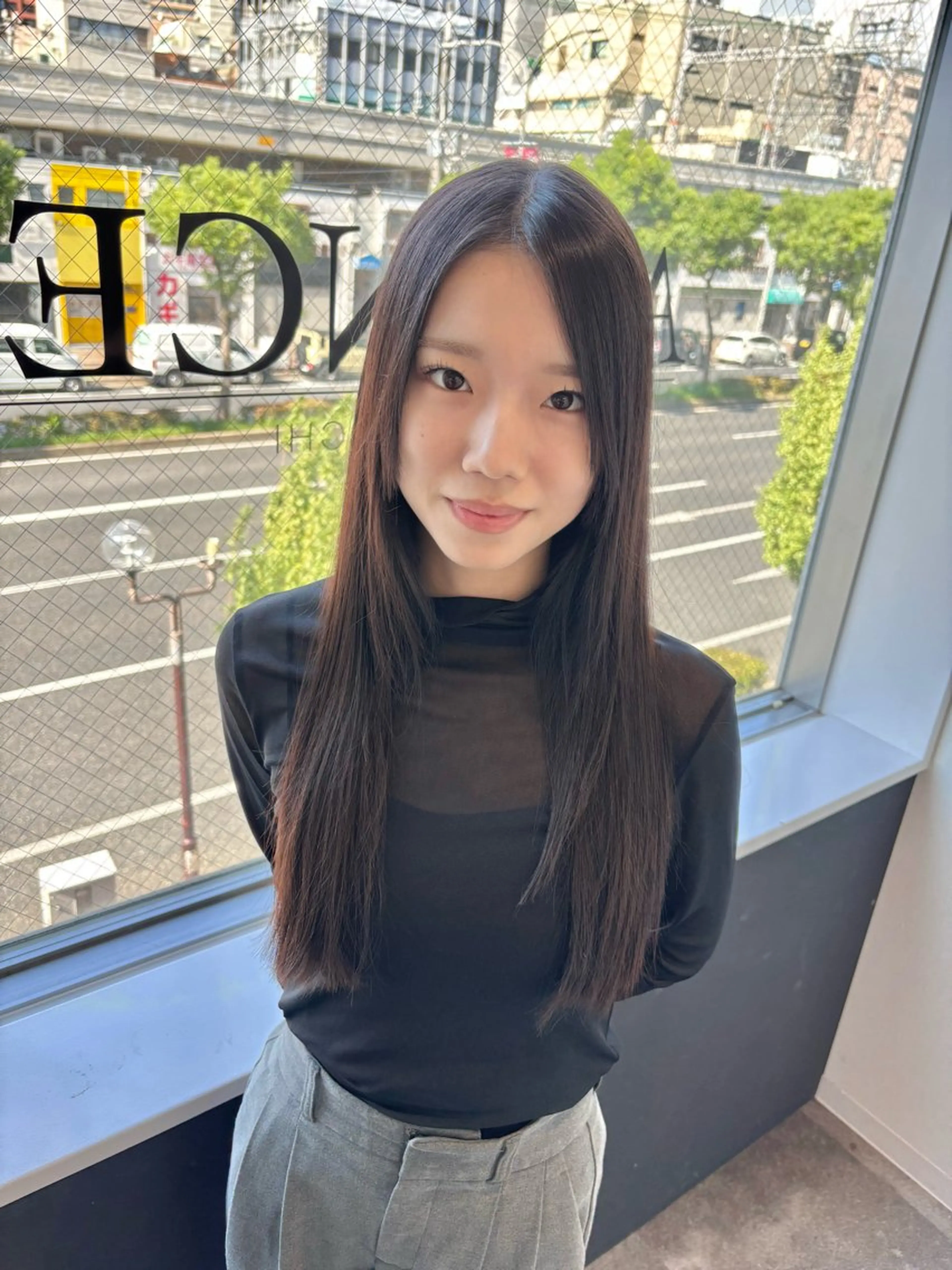 似合わせカット酸性ストレート！是非この機会に！　20時以降も予約可能🉑の写真