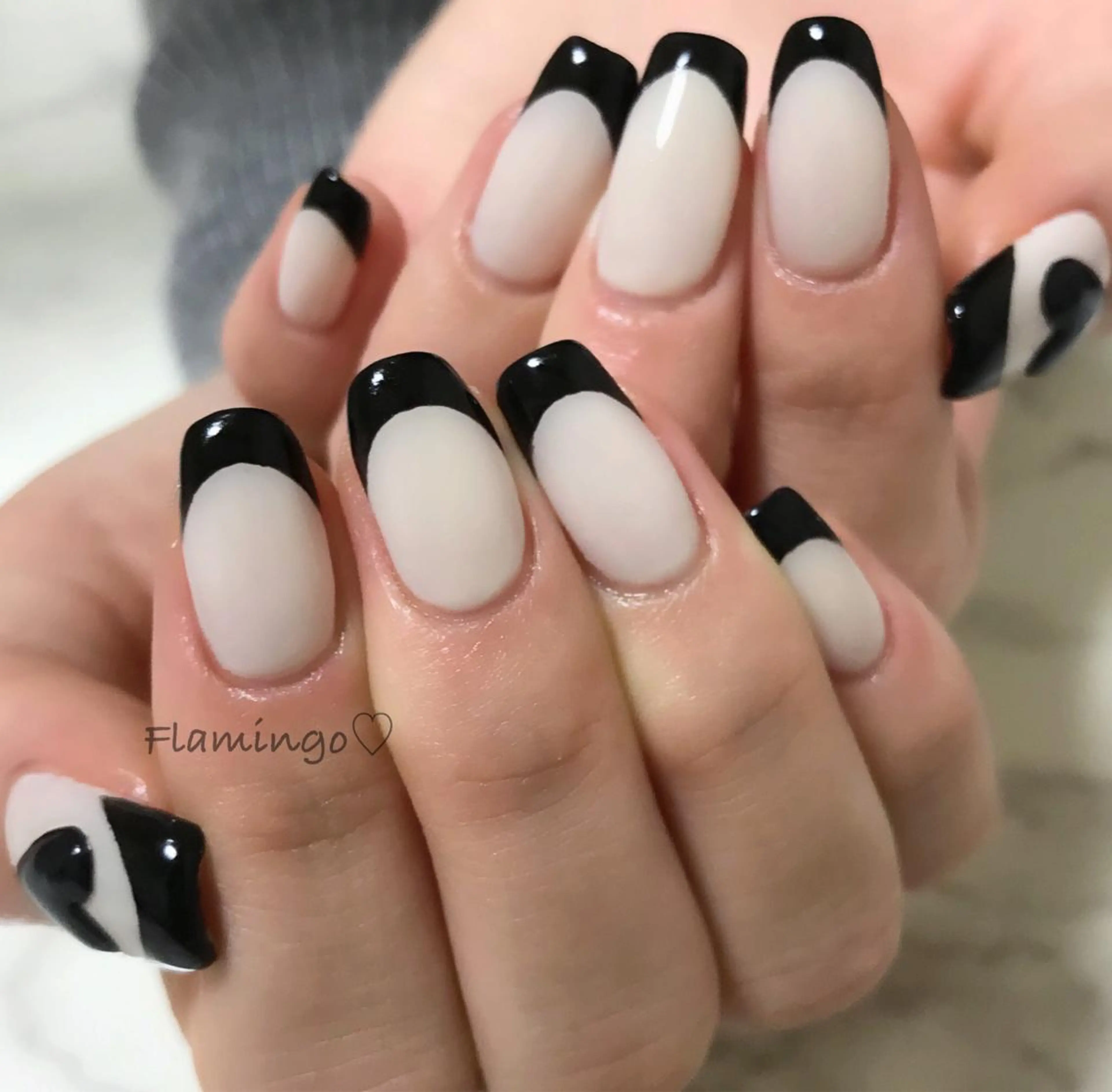 ネイル フレンチネイル ジェルネイル ハート ぷっくりネイル シンプルネイル フィルイン／自爪育成 ／爪に優しい施術のネイルデザイン