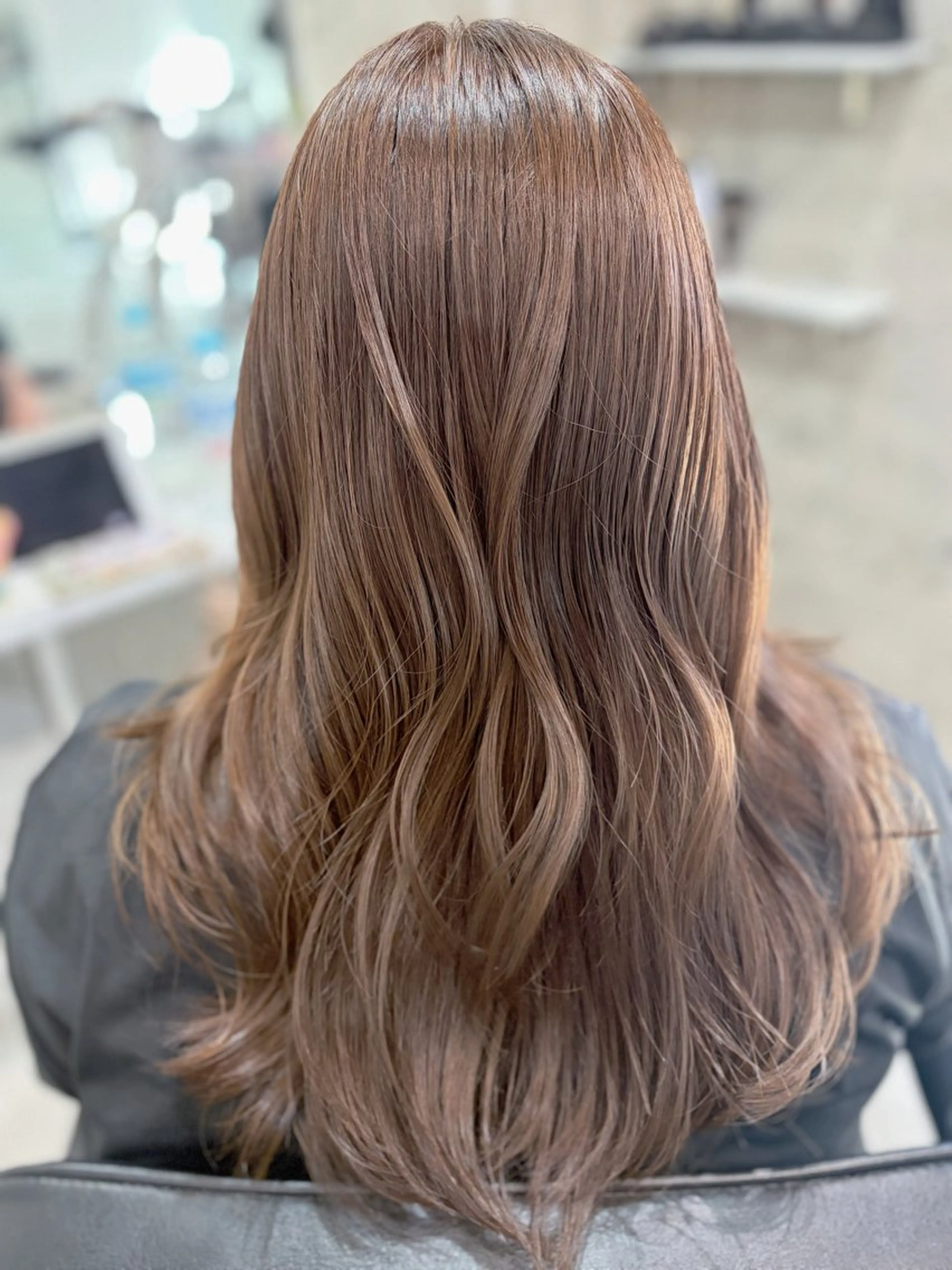 ロング カラー 透明感カラー グレージュ オリーブグレージュ オリーブグレー カット ヘアカラー トリートメント 池田 華怜のヘアスタイル