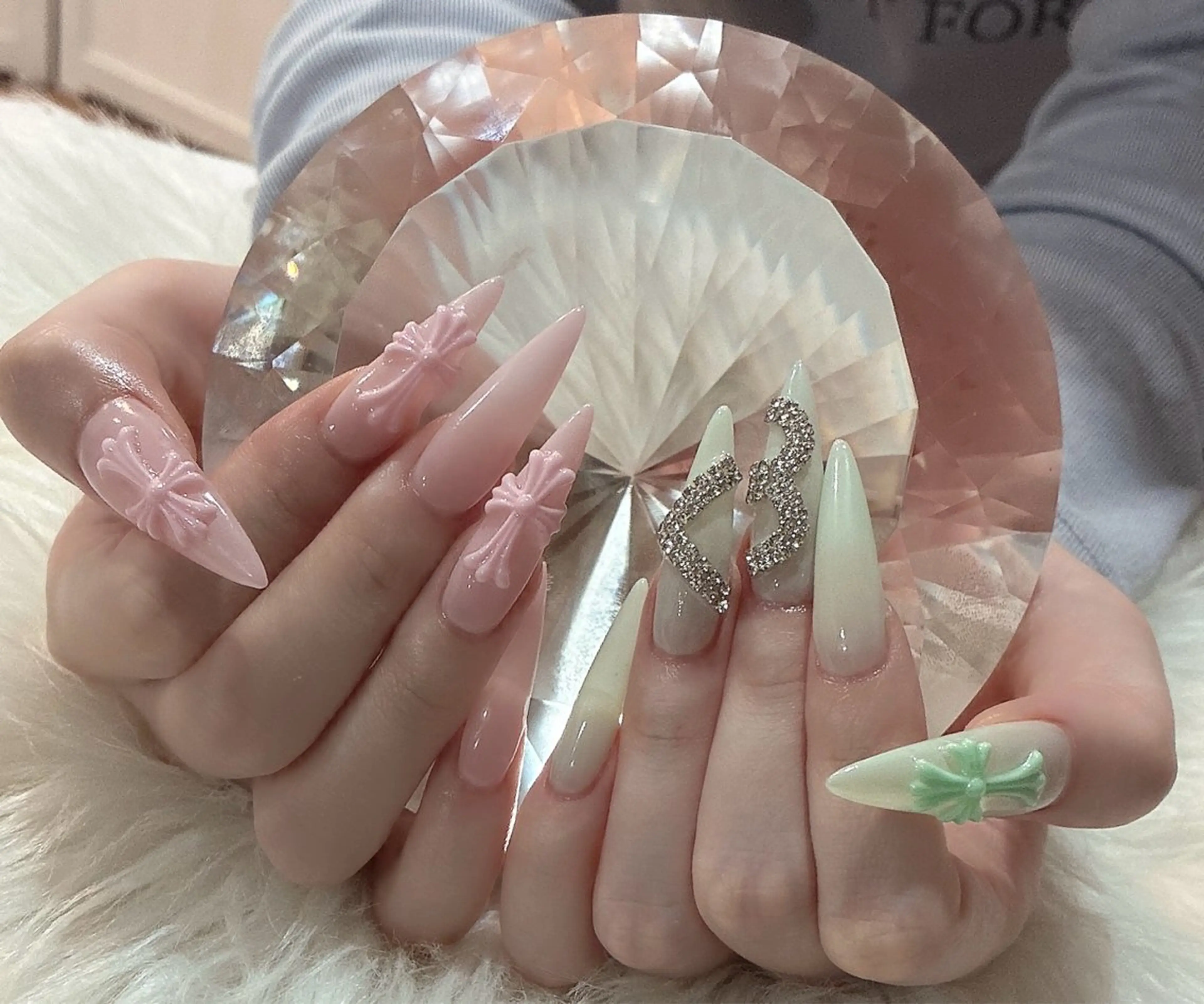 ネイル ハンドネイル LoaChaton kaeのネイルデザイン