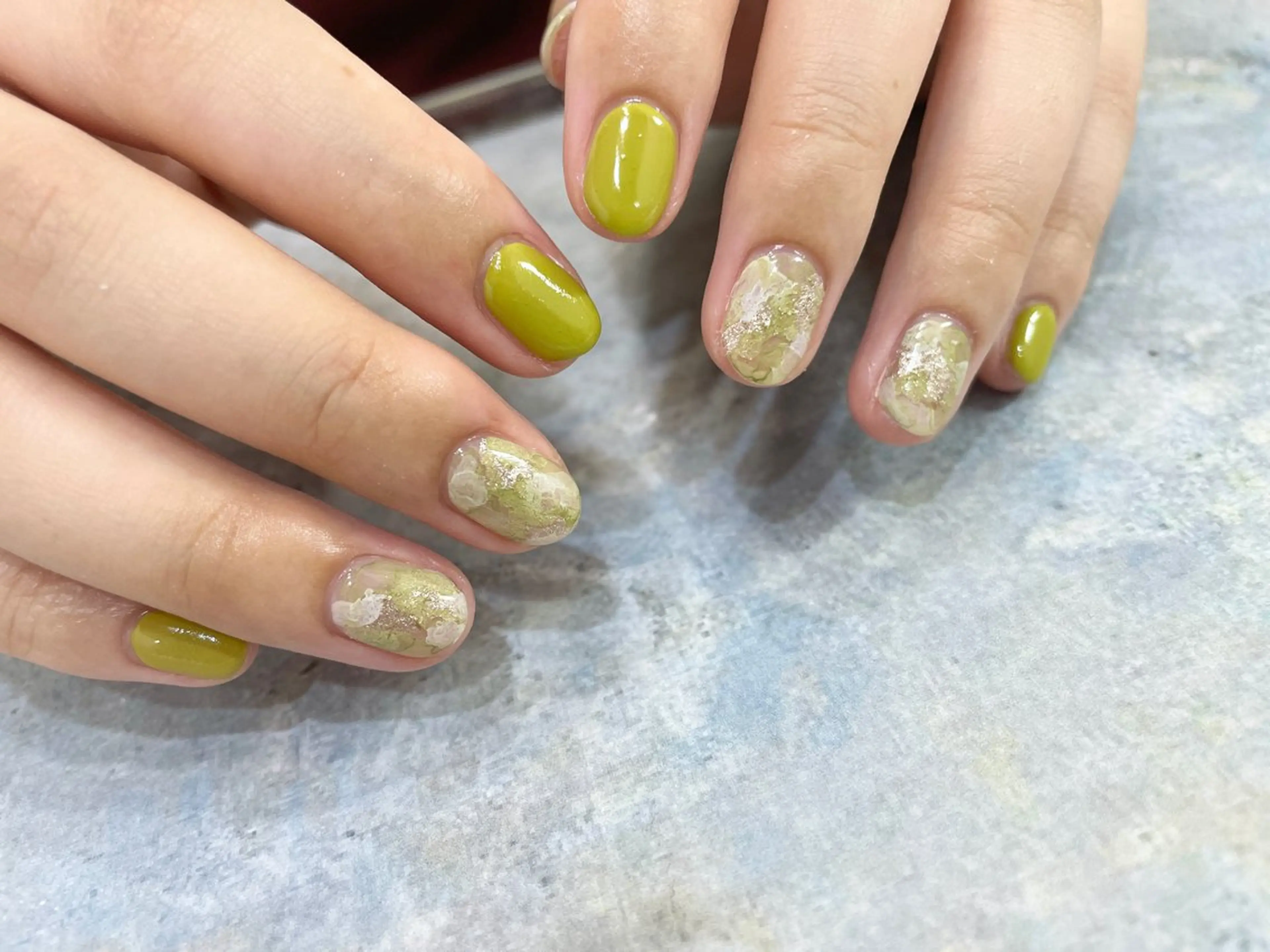 ネイル グリーン 氷ネイル・うるうるネイル 韓国ネイル マグネットネイル ミラーネイル ハンドネイル 園田 ソノダのネイルデザイン