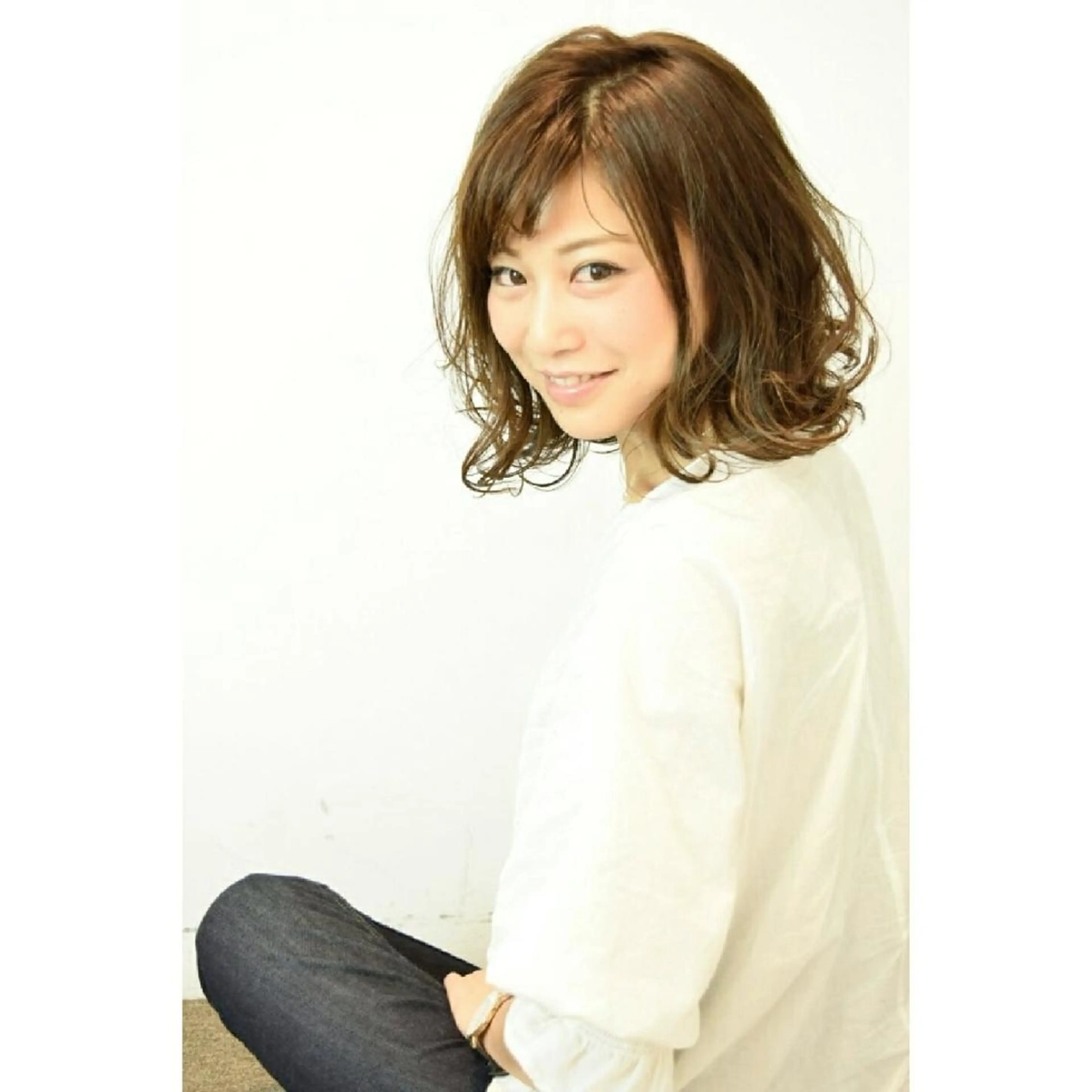 ミディアム カラー パーマ みなみ ゆうすけのヘアスタイル