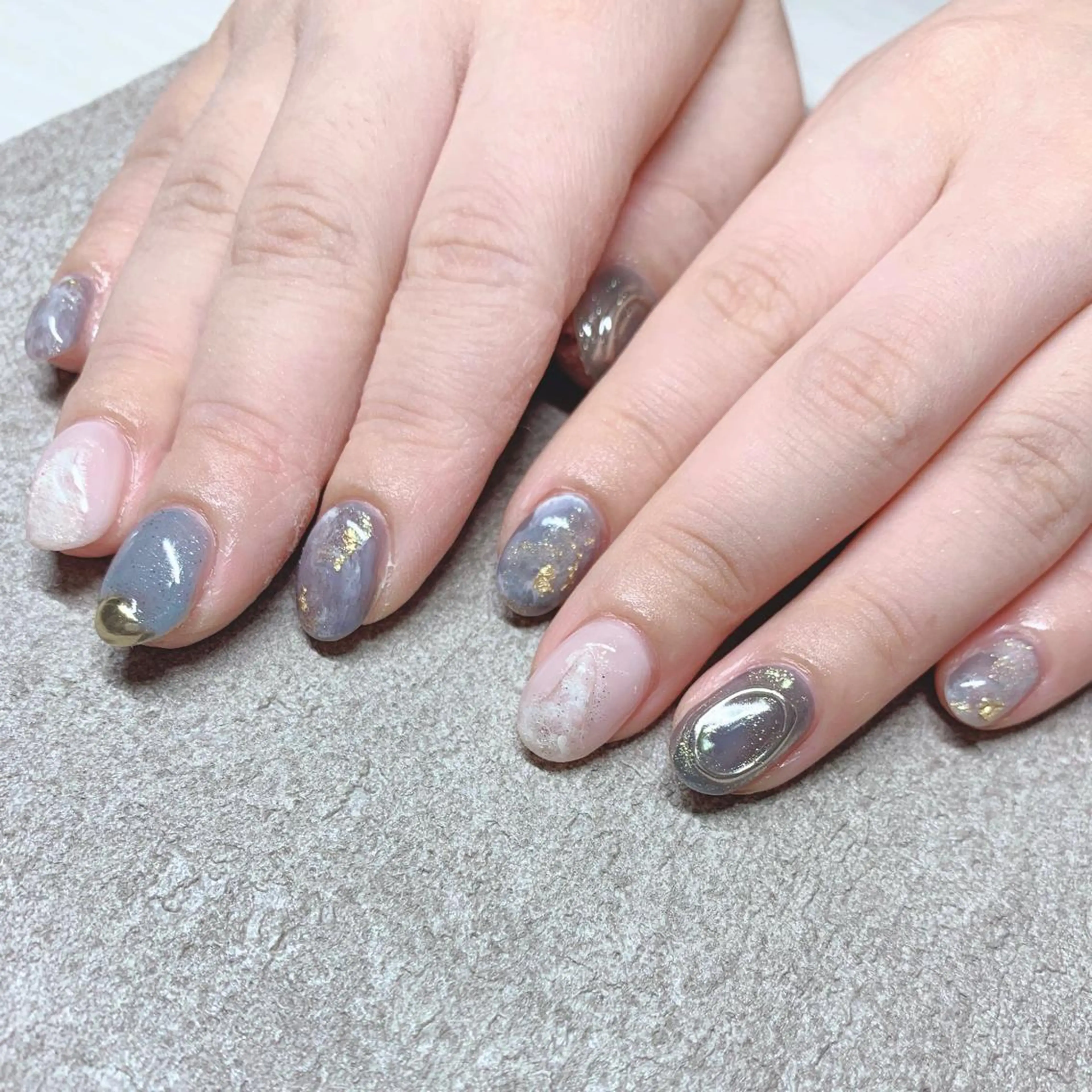 カラー ネイル ハンドネイル Cozy_ ilumのネイルデザイン