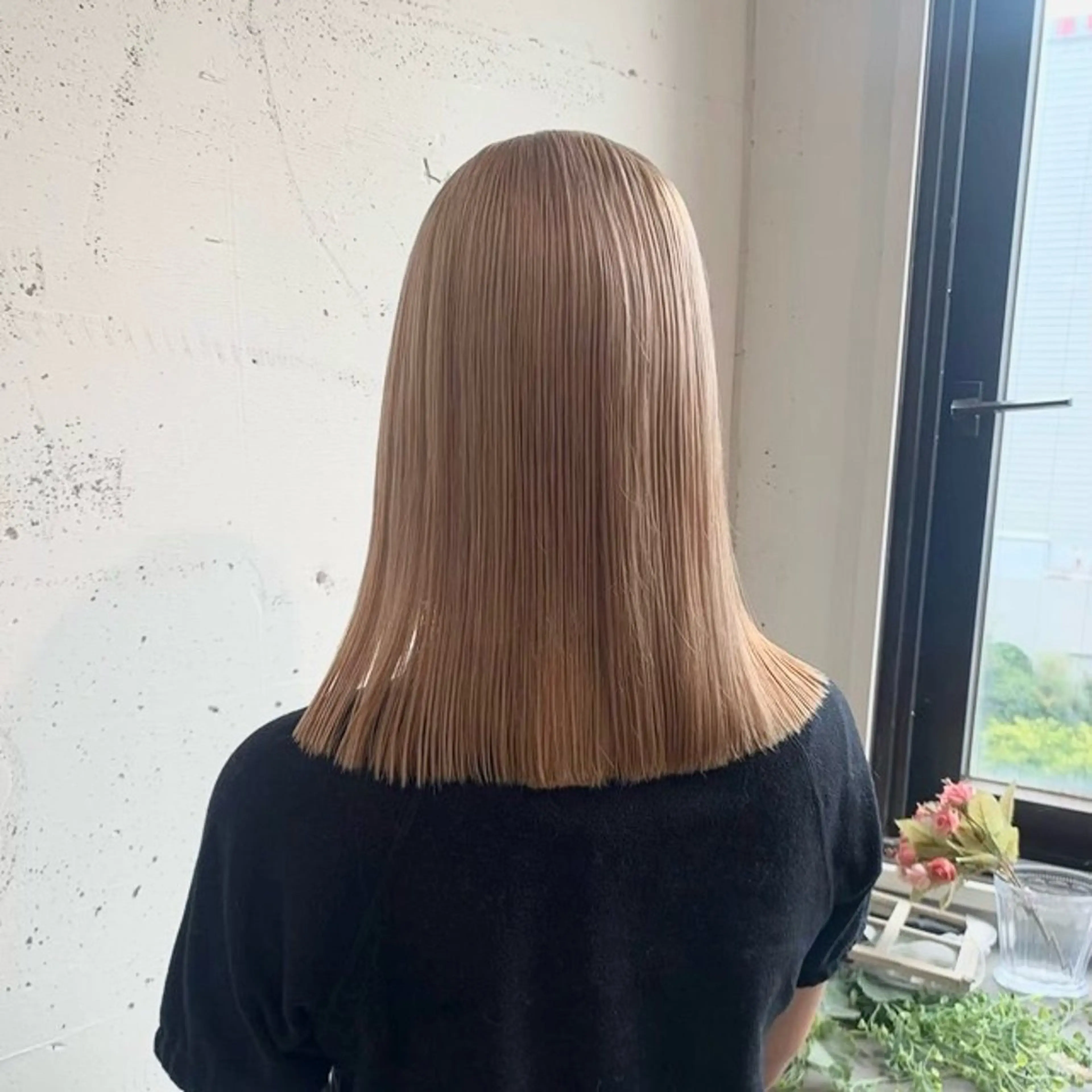 セミロング カラー ヘアカラー 草薙メンズ縮毛矯正 💫緒方美柚のヘアスタイル